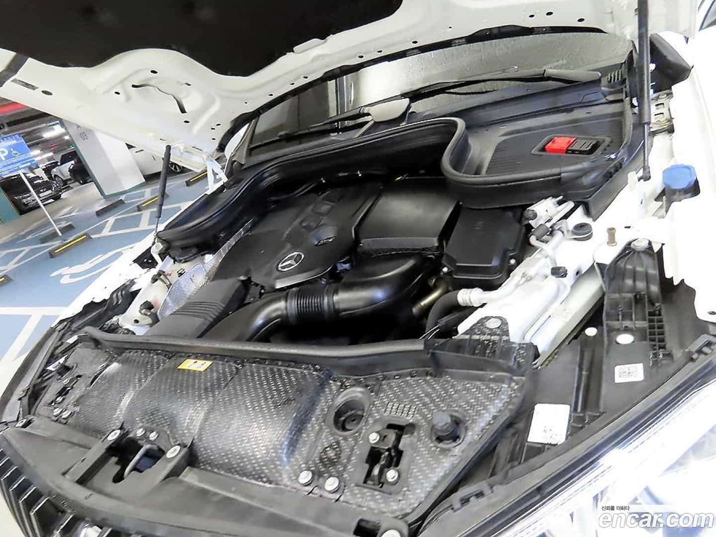 GLE-Class Mercedes-Benz 2022.1-OPTION-023