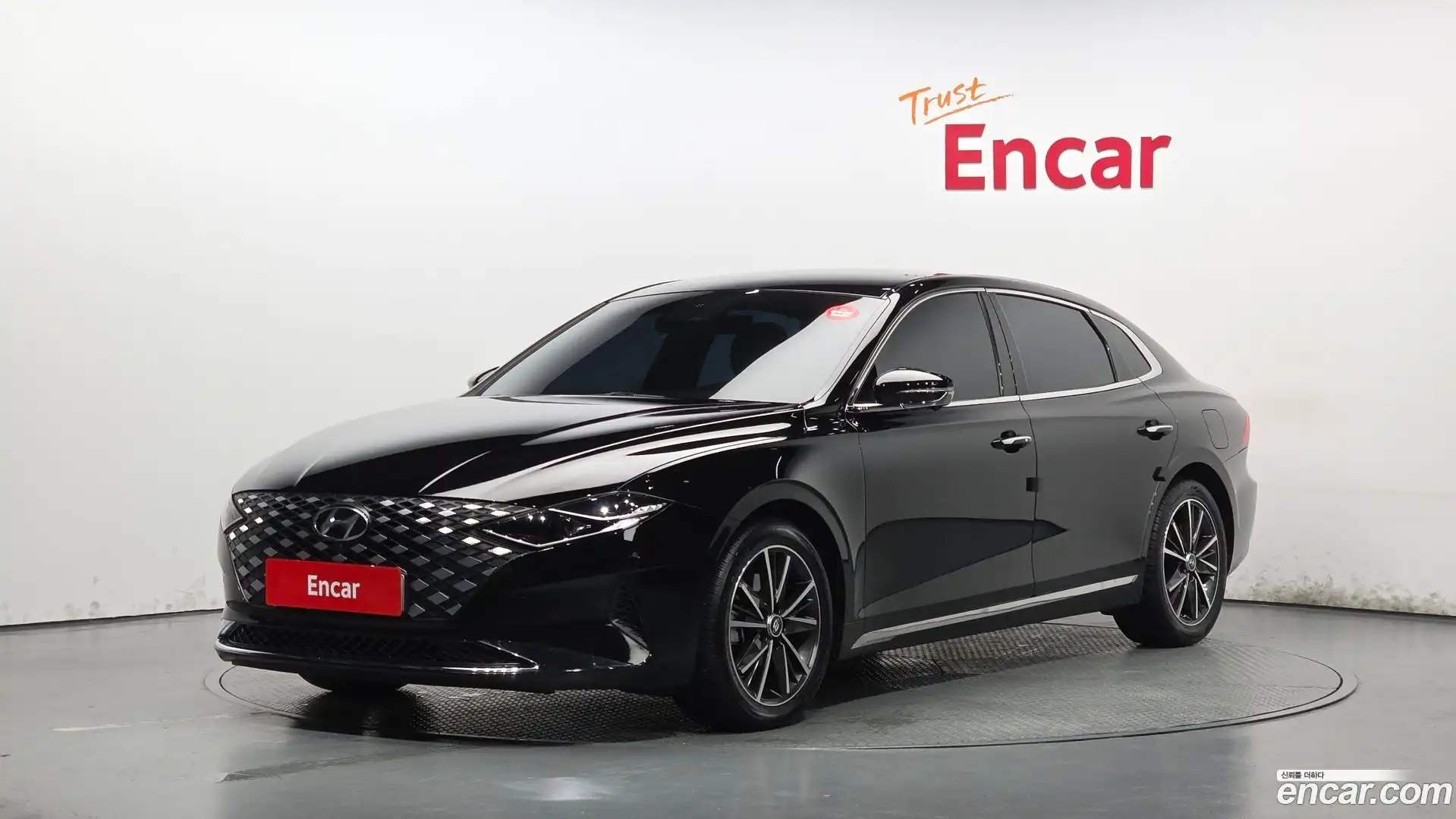 Grandeur Hyundai 2022.5-OUTER-001