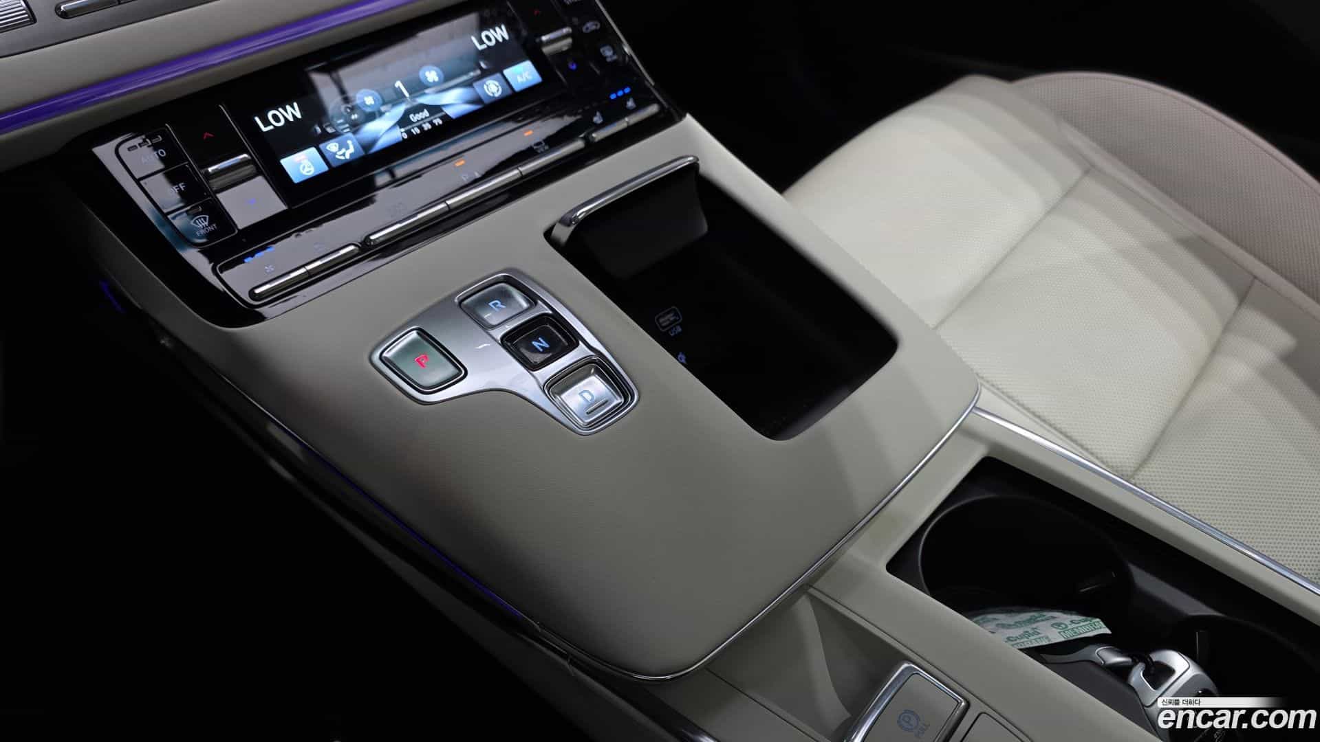 Grandeur Hyundai 2022.2-INNER-009