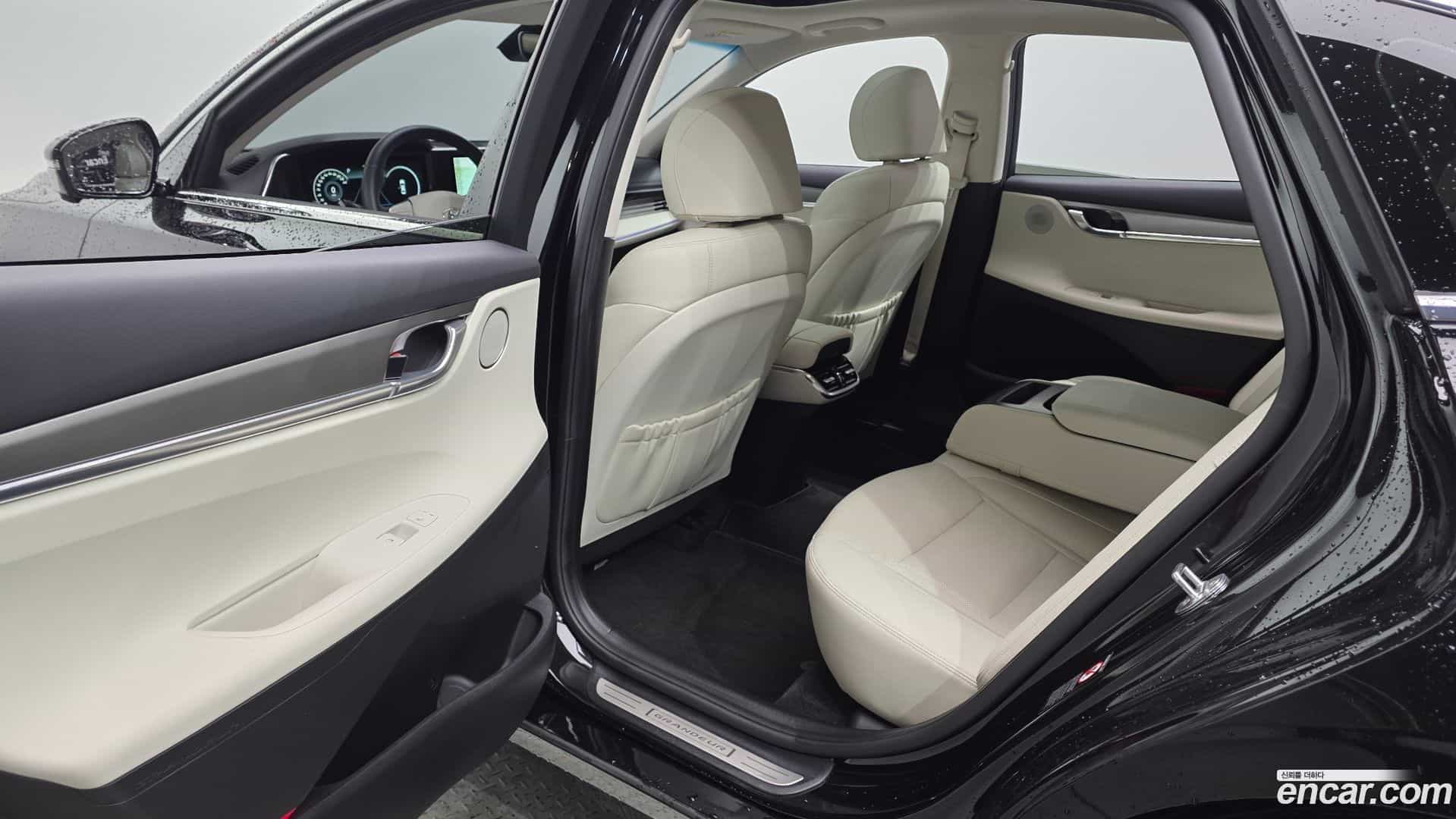 Grandeur Hyundai 2022.2-OPTION-016