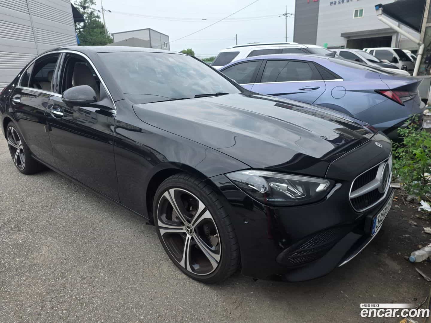 C-Class Mercedes-Benz 2023.9-OUTER-001