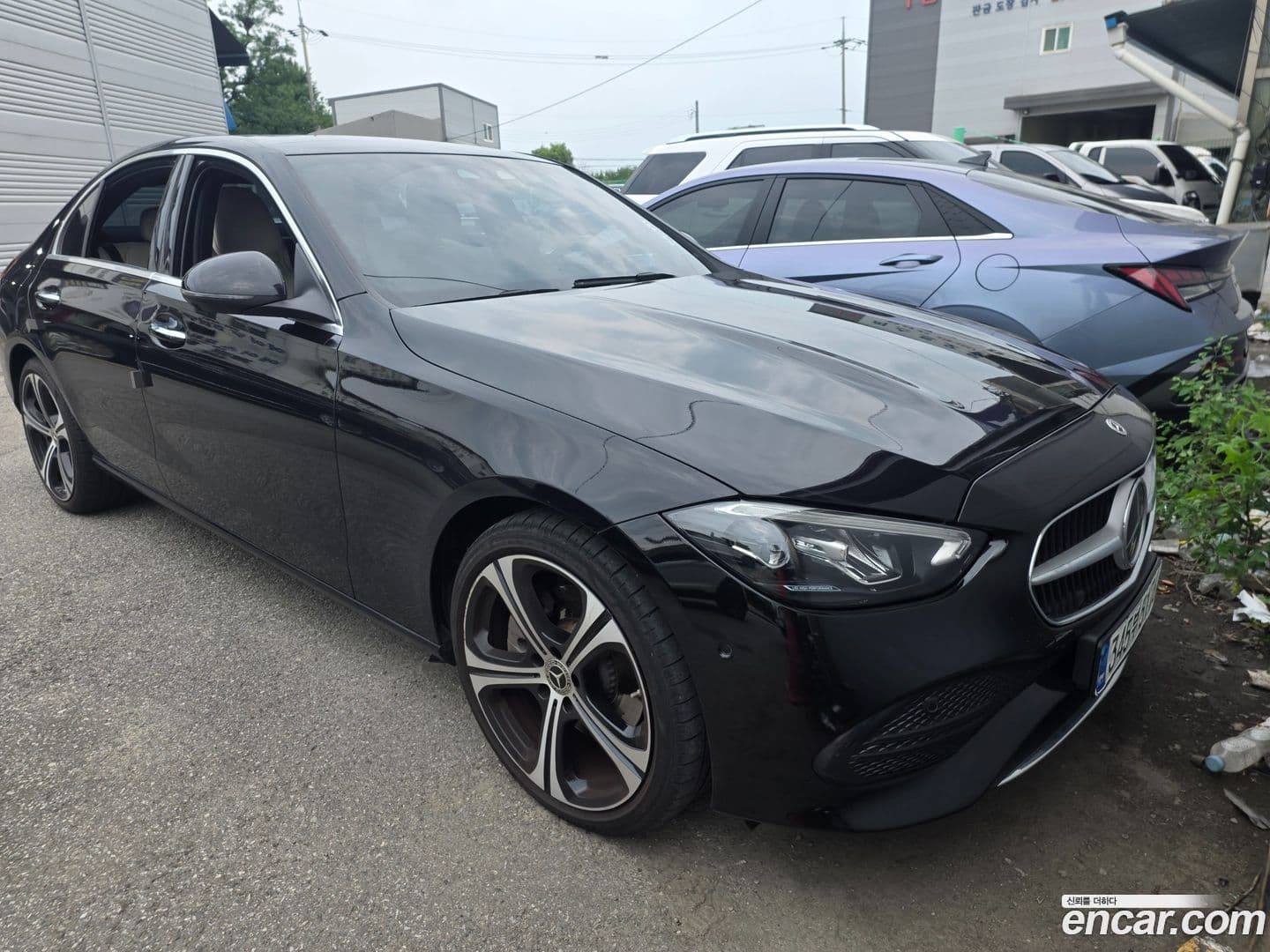 Main__Slider__Photo:C-Class Mercedes-Benz 2023.9-0