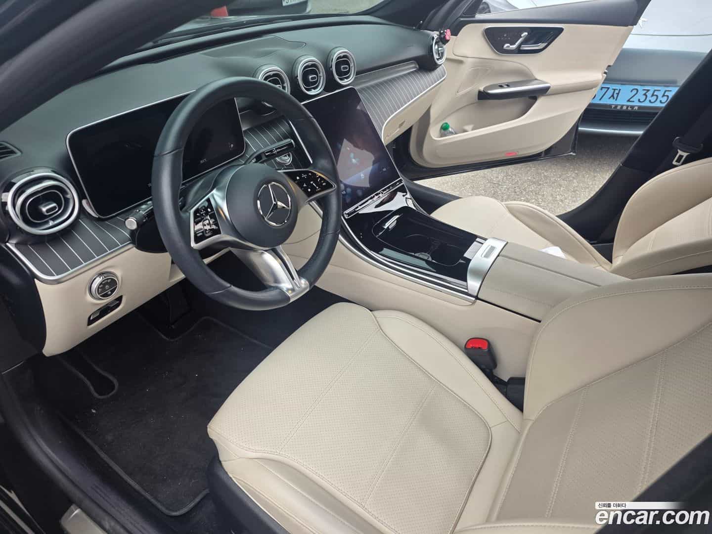 C-Class Mercedes-Benz 2023.9-INNER-008