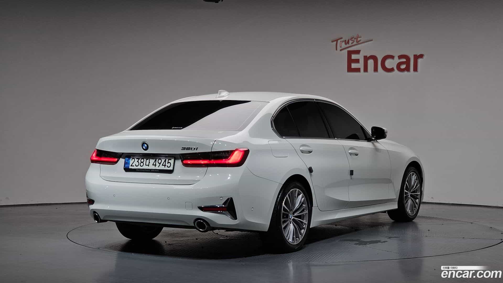 3-Series BMW 2021.3-OUTER-002