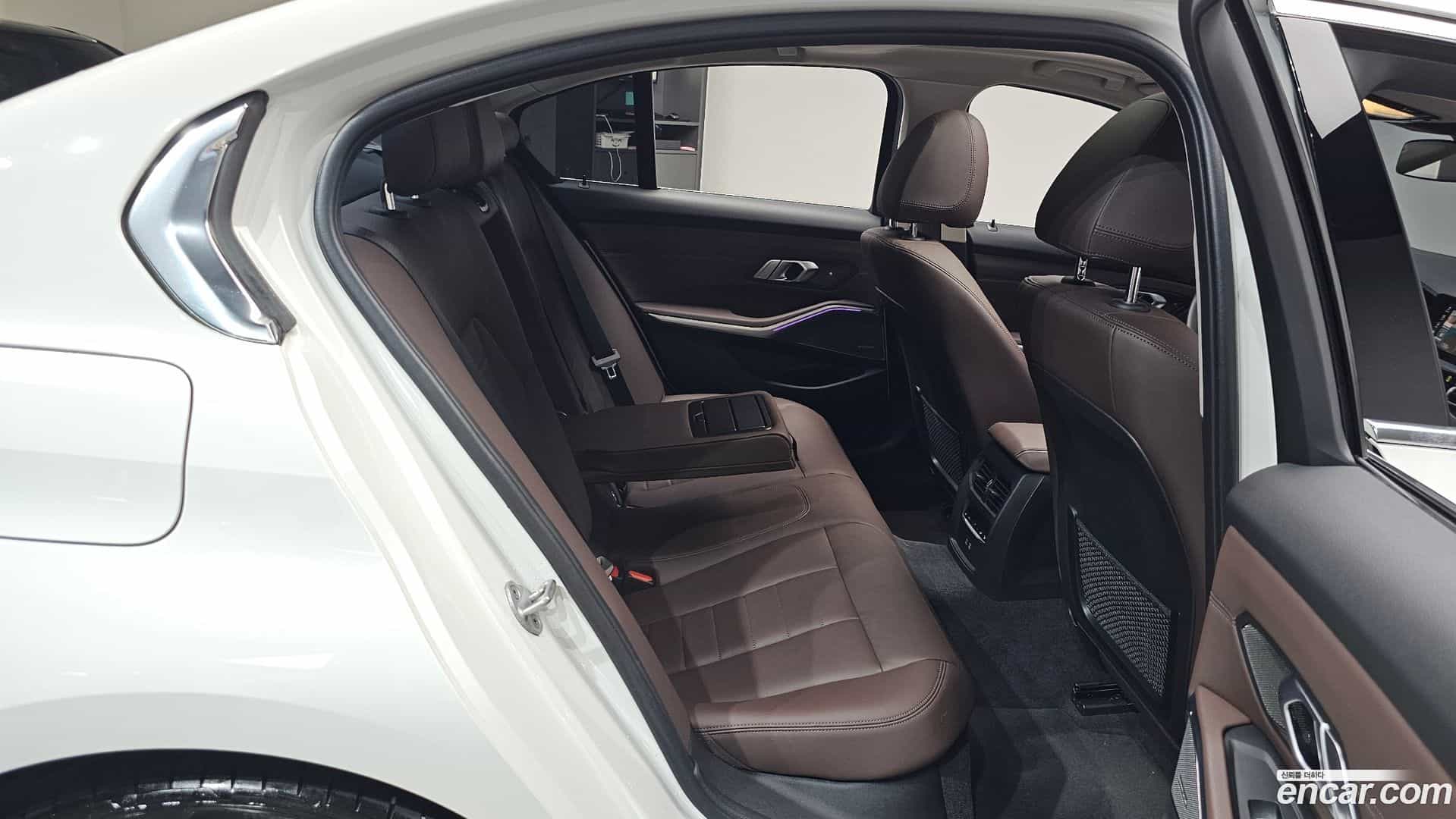 3-Series BMW 2021.3-OPTION-015
