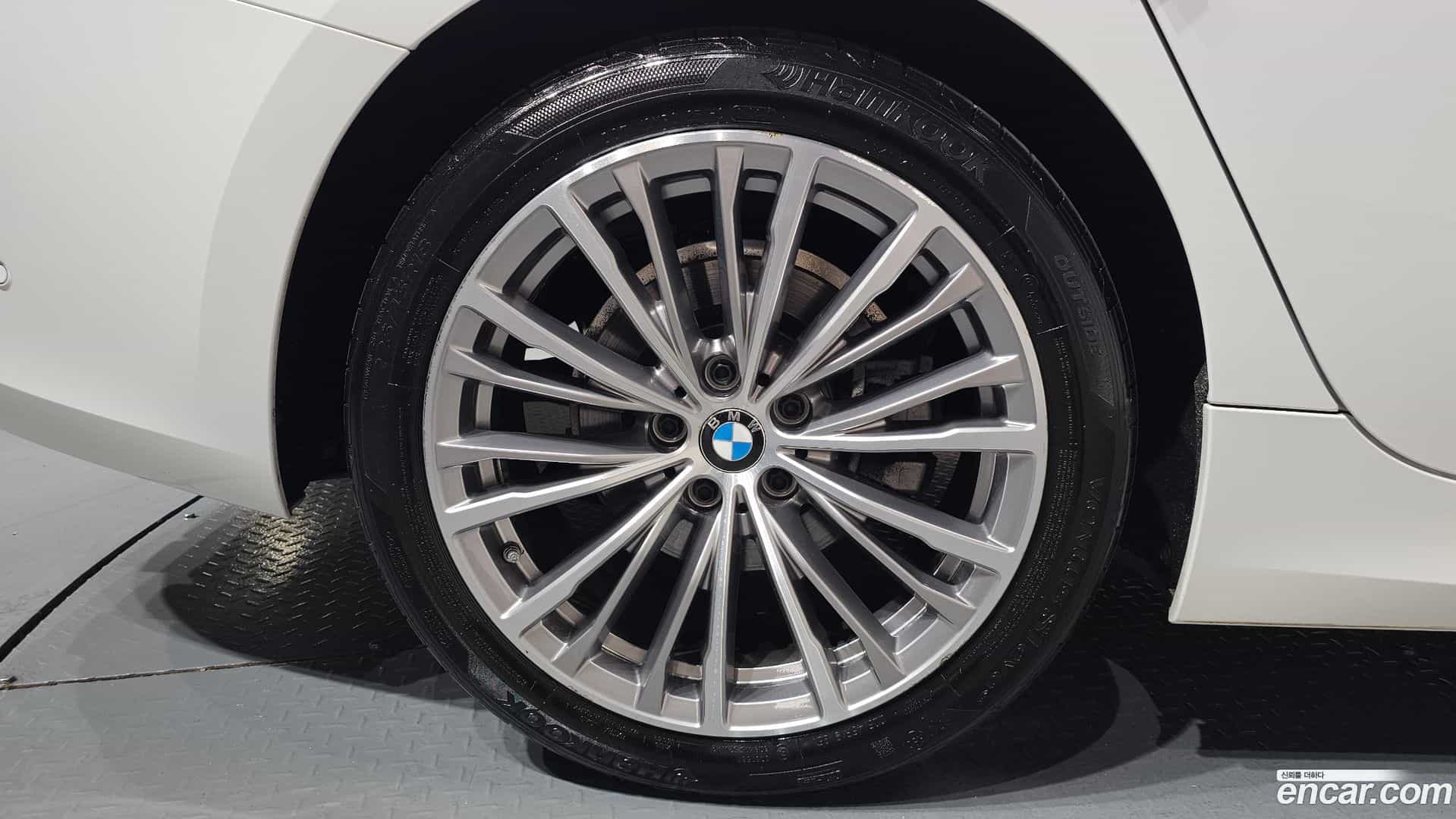 3-Series BMW 2021.3-OUTER-031
