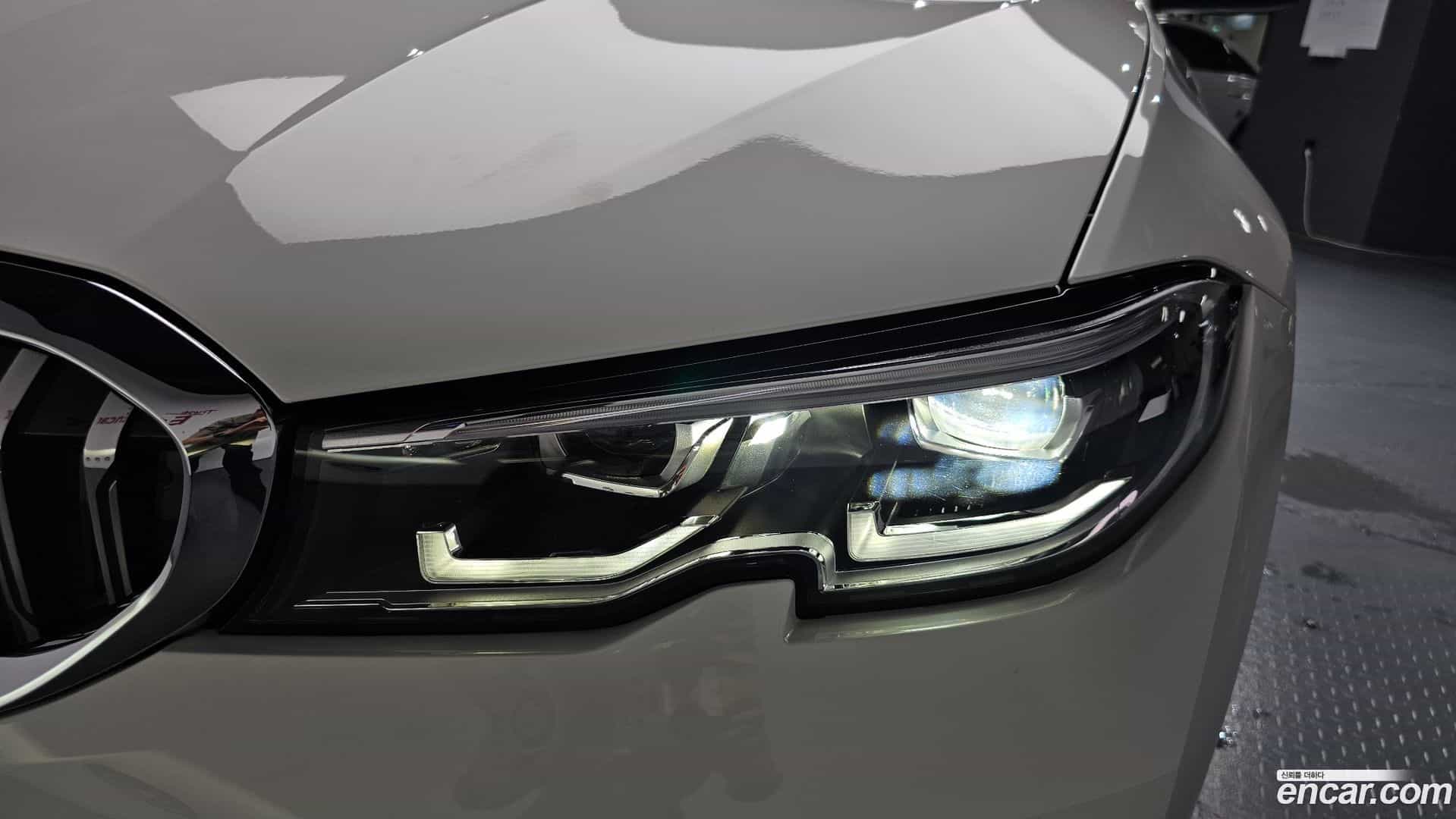 3-Series BMW 2021.3-OUTER-032