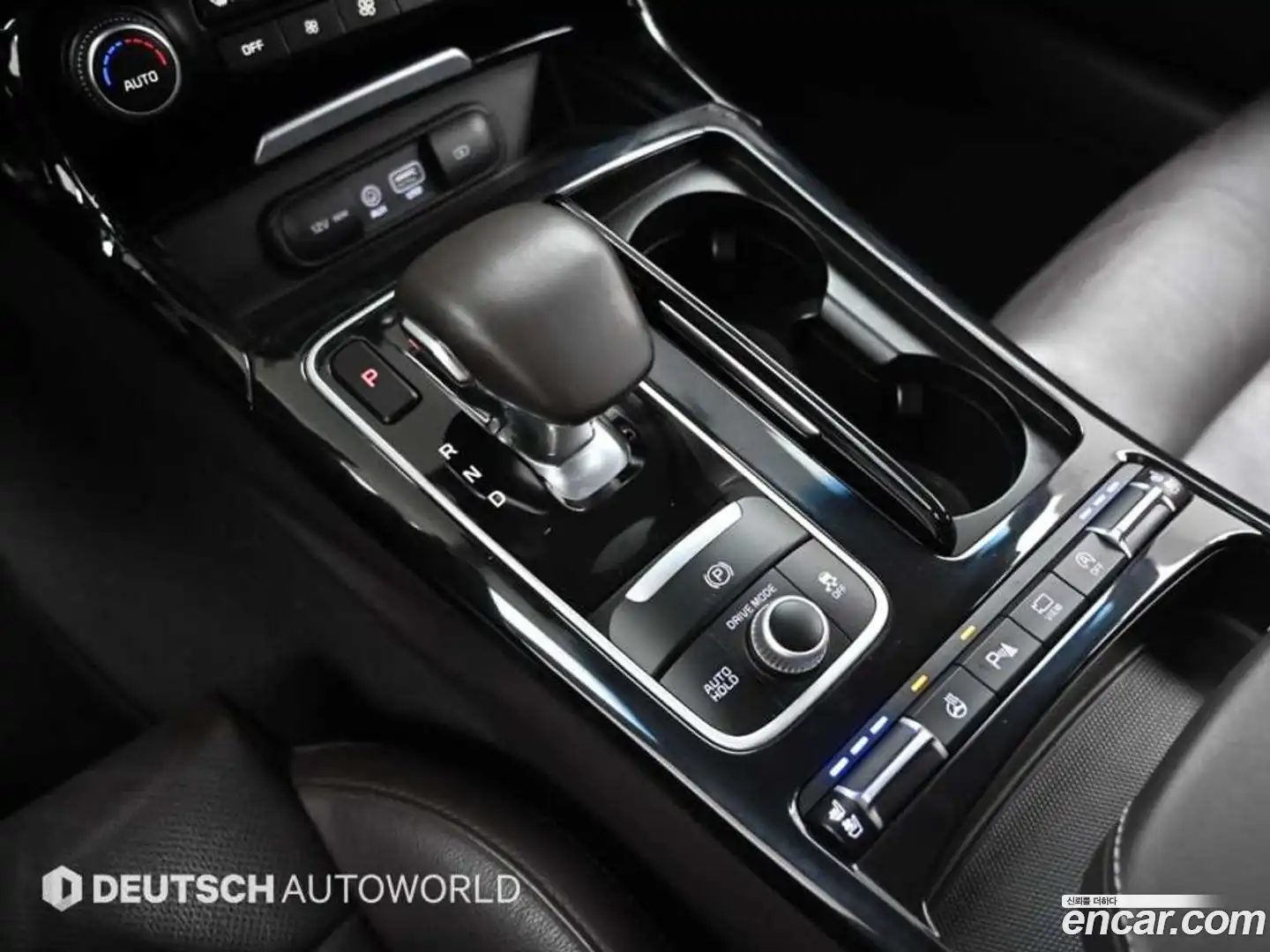 Stinger Kia 2018.2-INNER-009