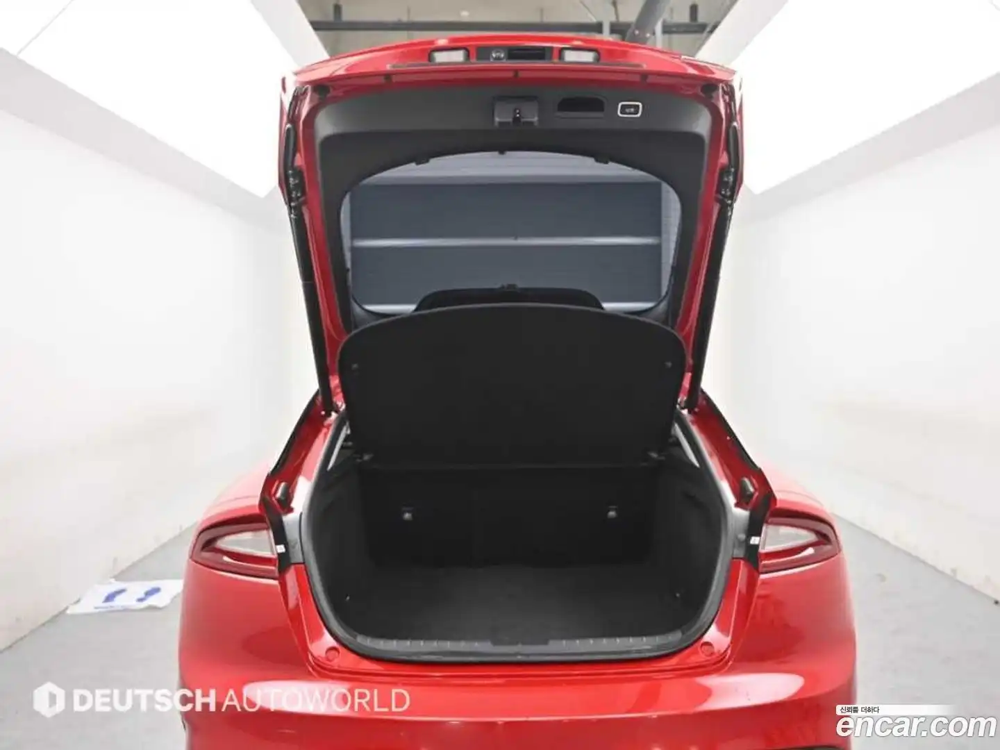 Stinger Kia 2018.2-OPTION-023