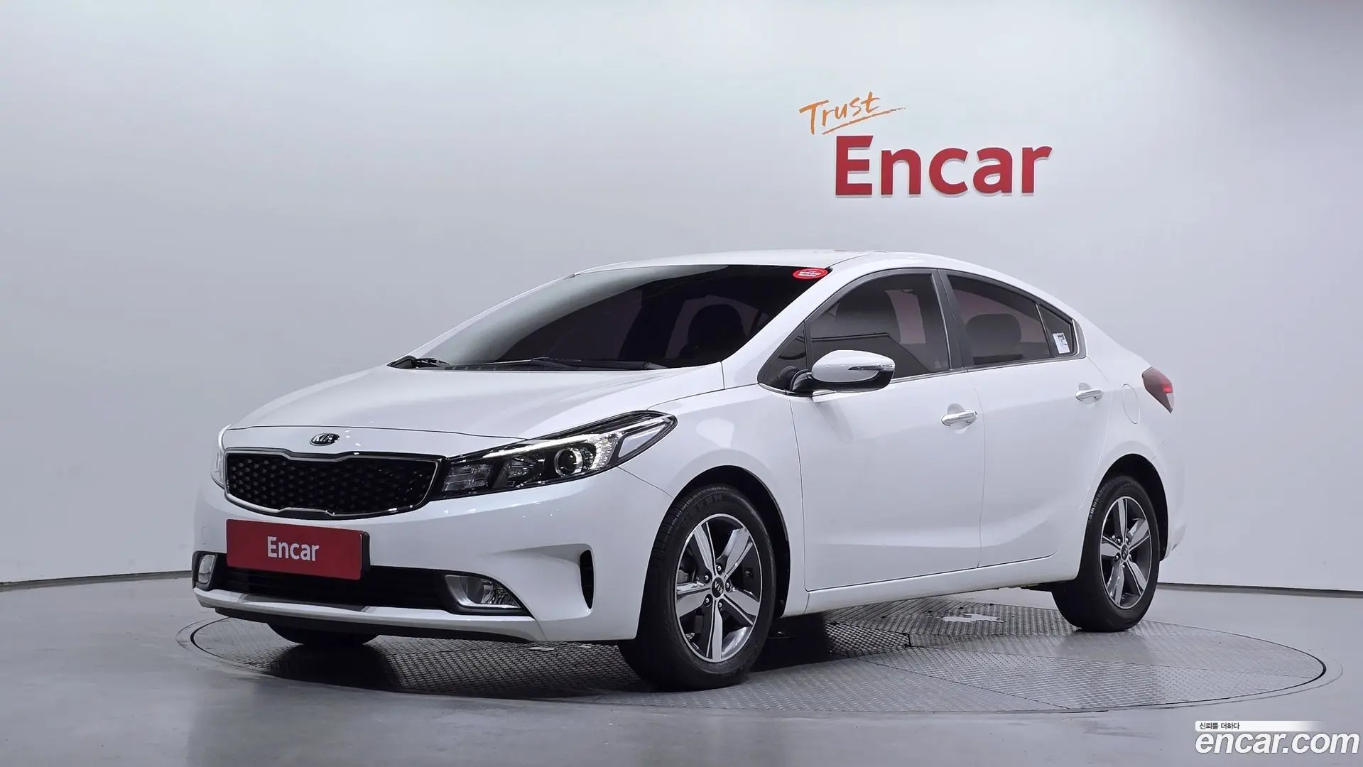 Main__Slider__Photo:K3 Kia 2017.7-0