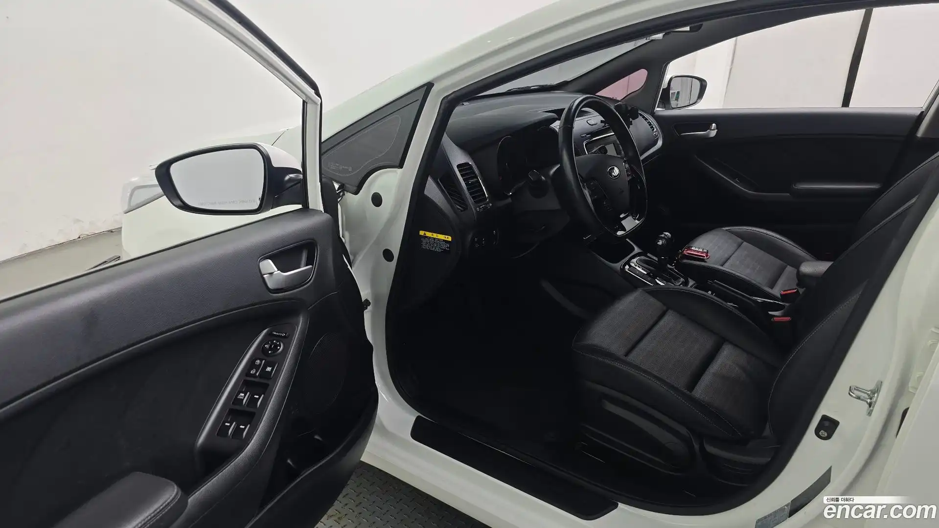K3 Kia 2017.7-INNER-010