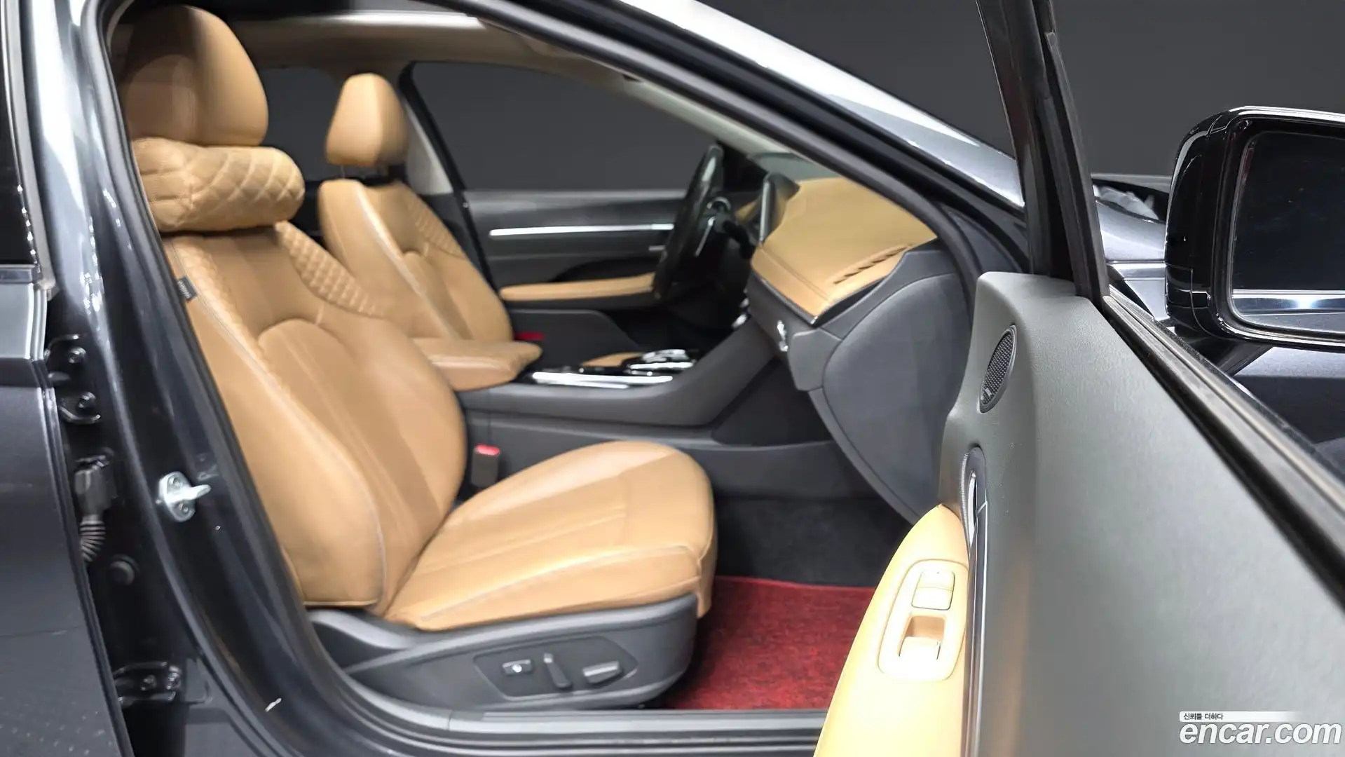 Sonata Hyundai 2019.4-OPTION-016