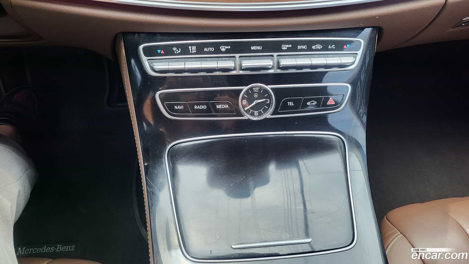 E-Class Mercedes-Benz 2017.3-OPTION-023