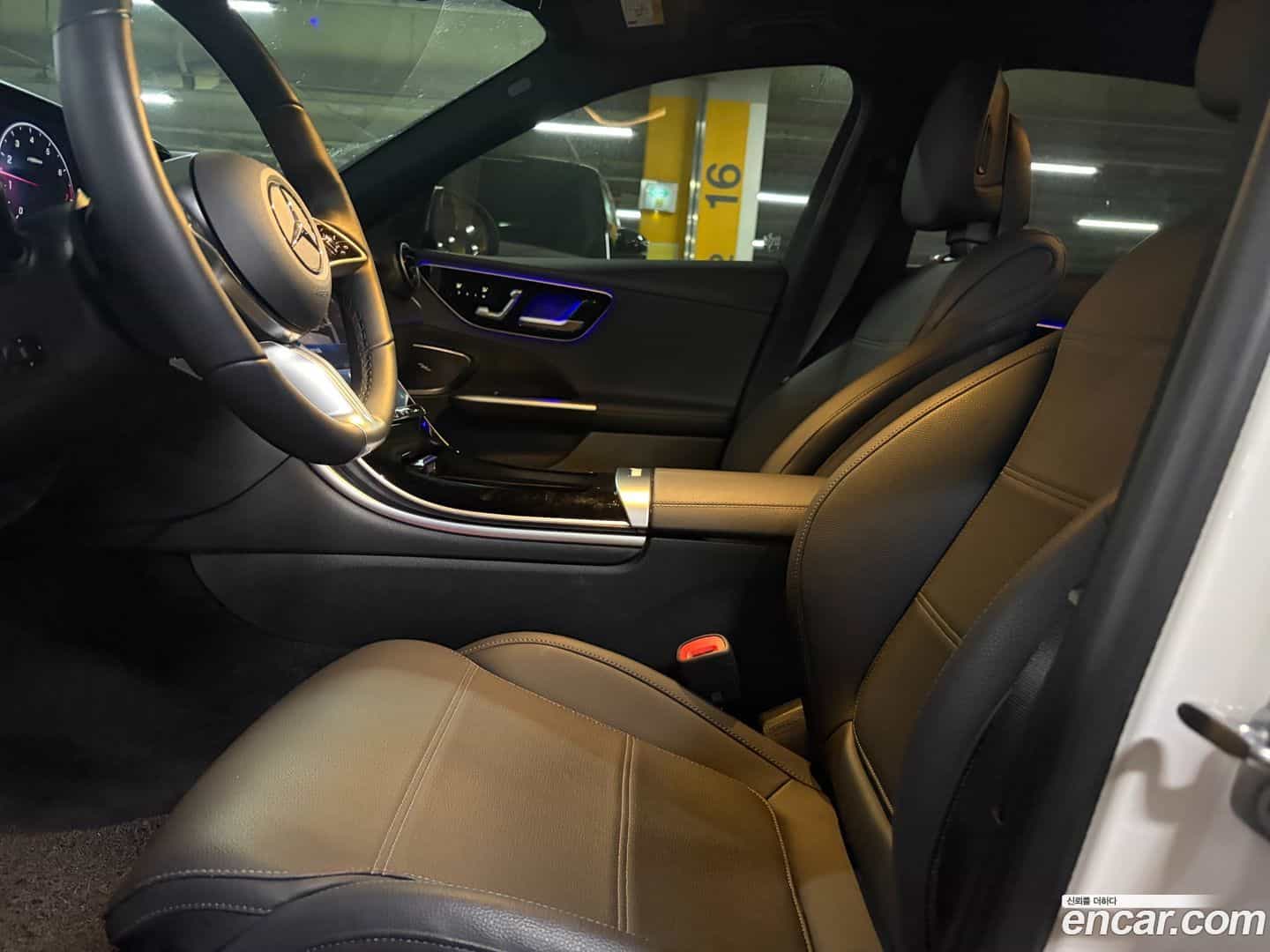 C-Class Mercedes-Benz 2024.3-INNER-010