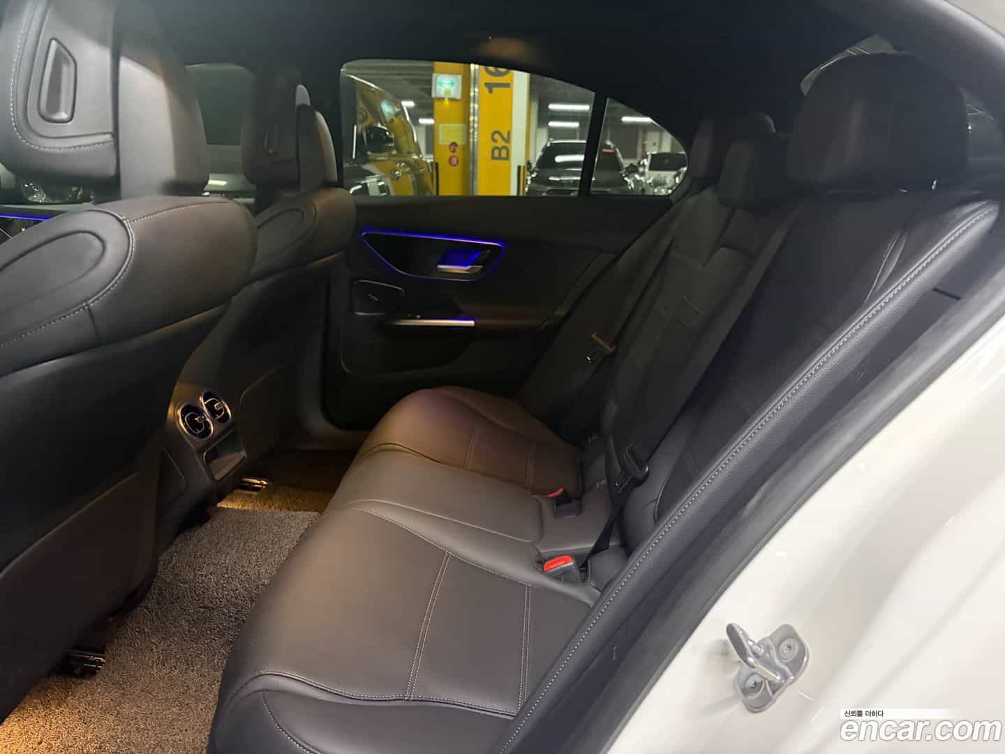 C-Class Mercedes-Benz 2024.3-OPTION-015