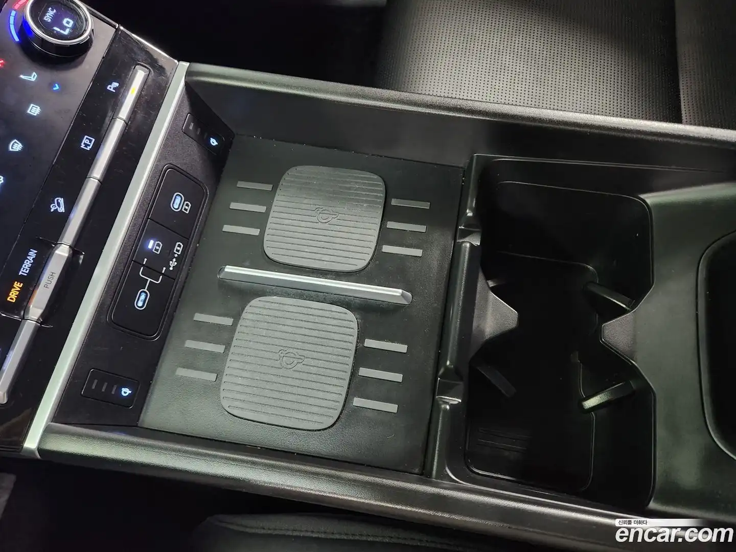 Santafe Hyundai 2023.9-OPTION-017