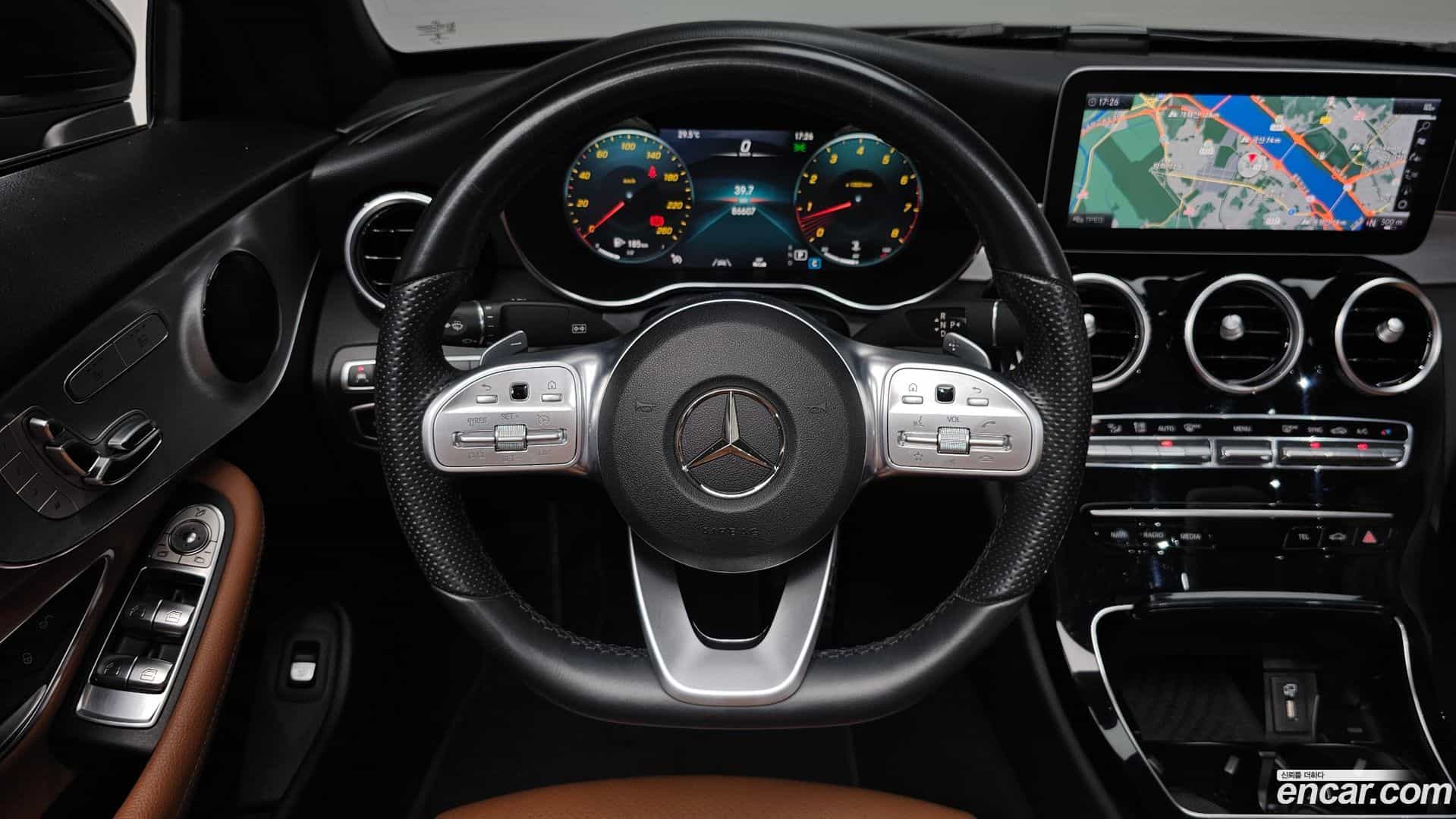 C-Class Mercedes-Benz 2020.4-OPTION-016