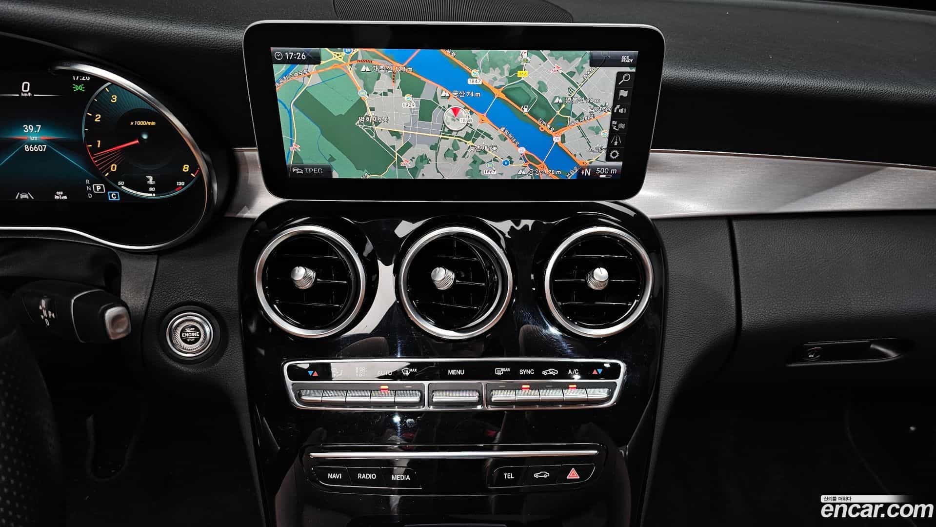 C-Class Mercedes-Benz 2020.4-OPTION-017