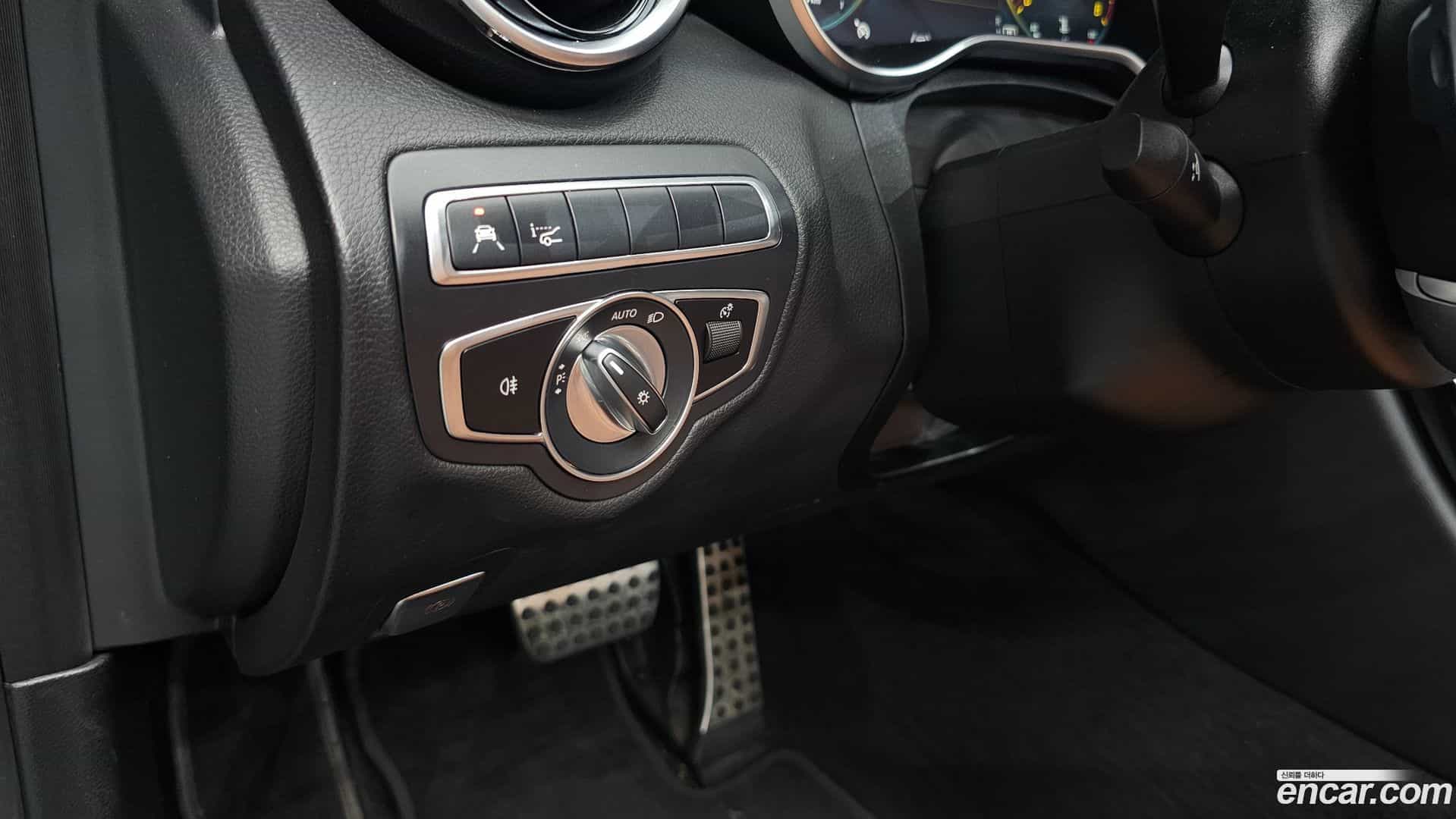 C-Class Mercedes-Benz 2020.4-OPTION-021