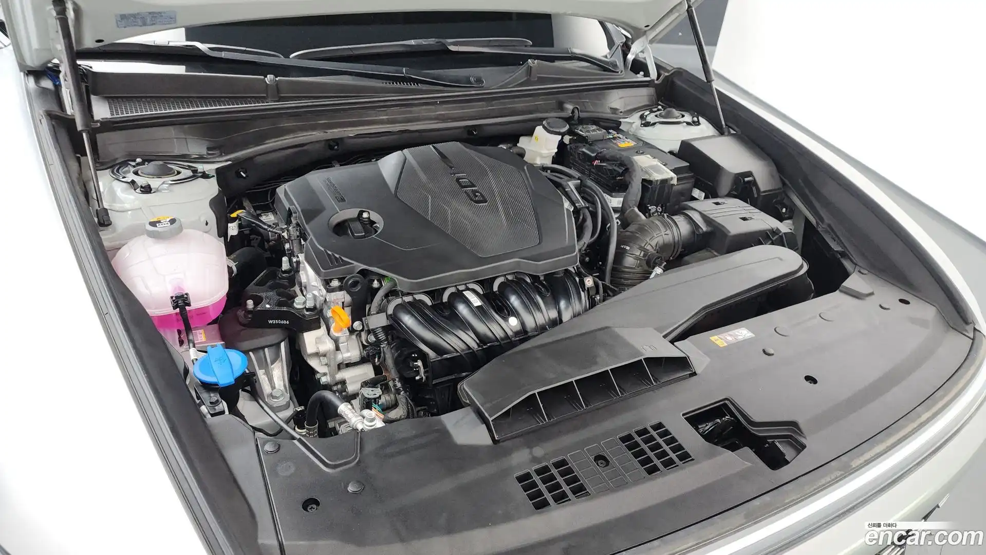 Grandeur Hyundai 2023.6-OUTER-006