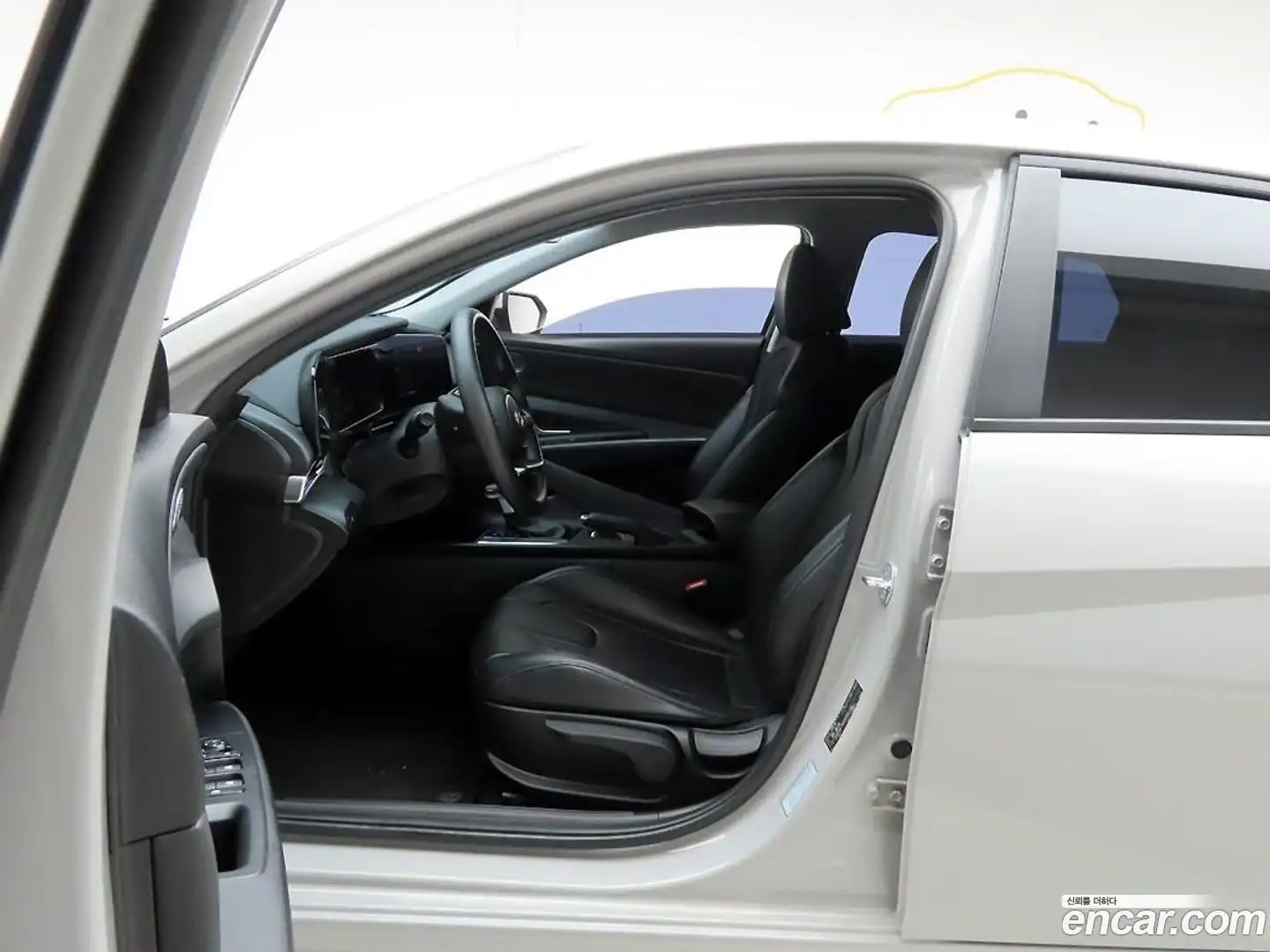 AVANTE Hyundai 2023.3-OPTION-017