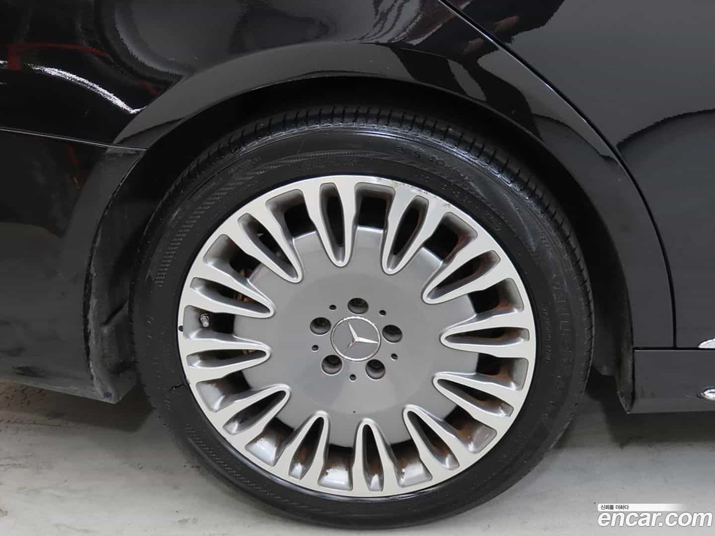 S-Class Mercedes-Benz 2014.5-OPTION-023