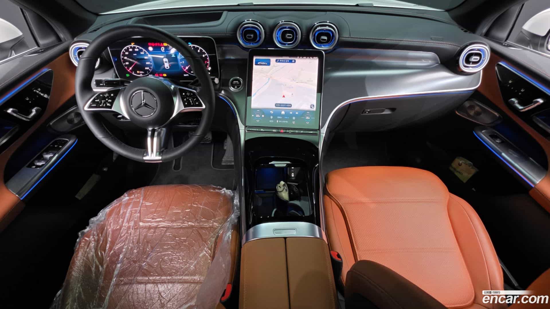 GLC-Class Mercedes-Benz 2025.5-INNER-007