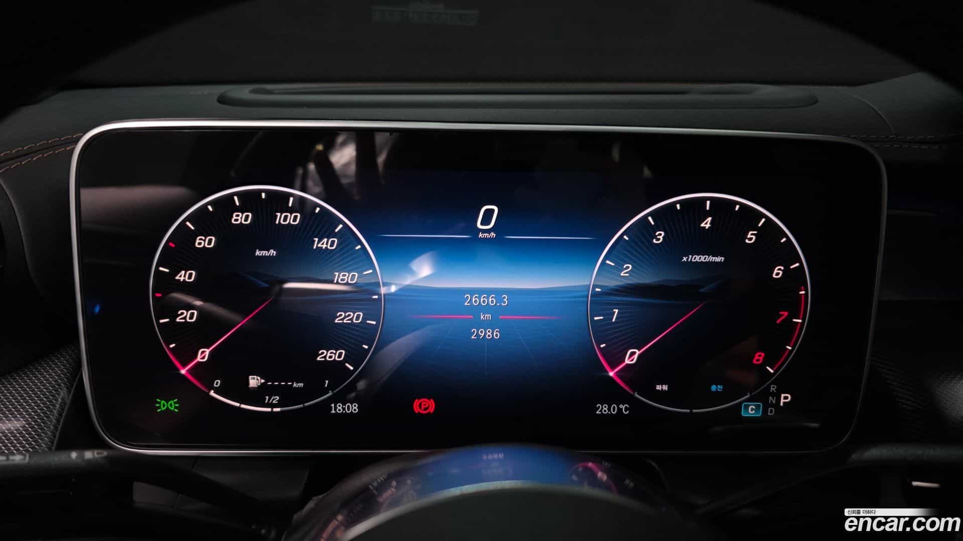 GLC-Class Mercedes-Benz 2025.5-INNER-008