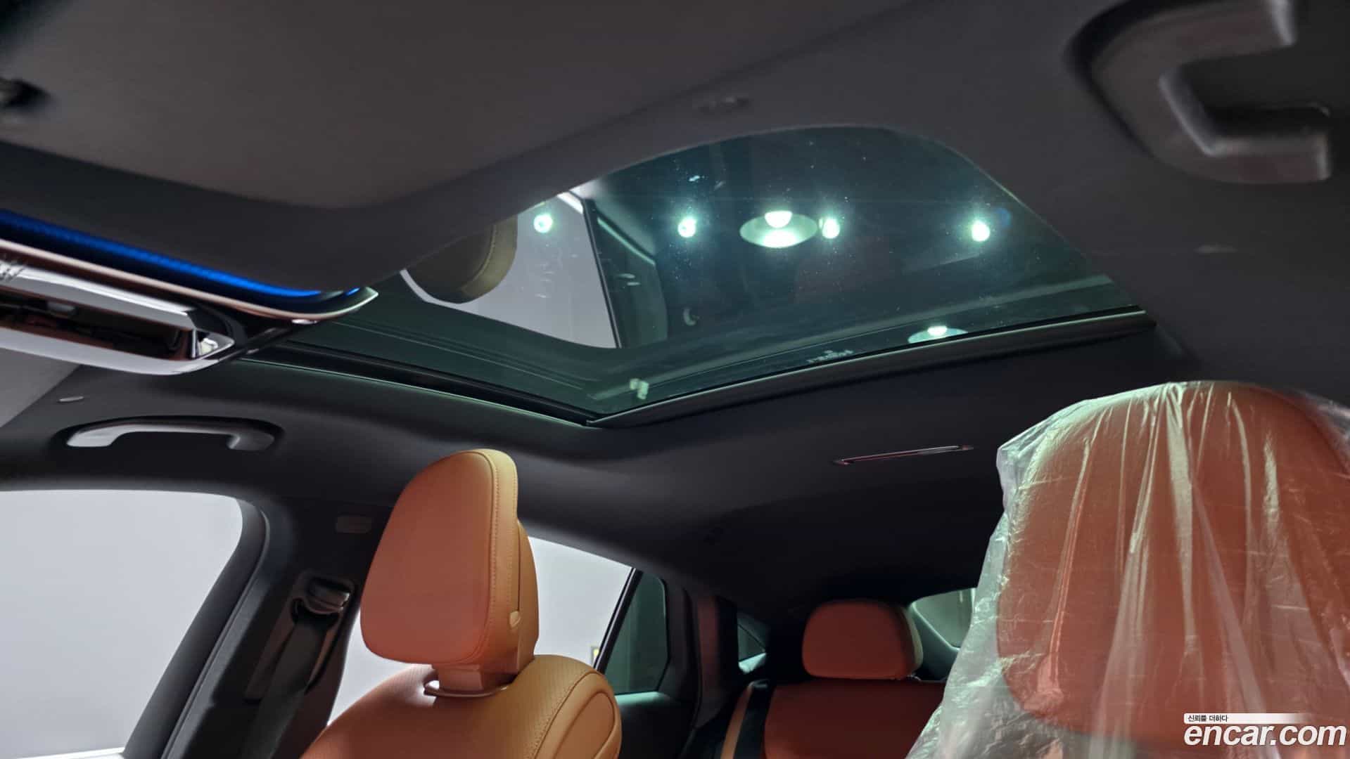 GLC-Class Mercedes-Benz 2025.5-OPTION-022