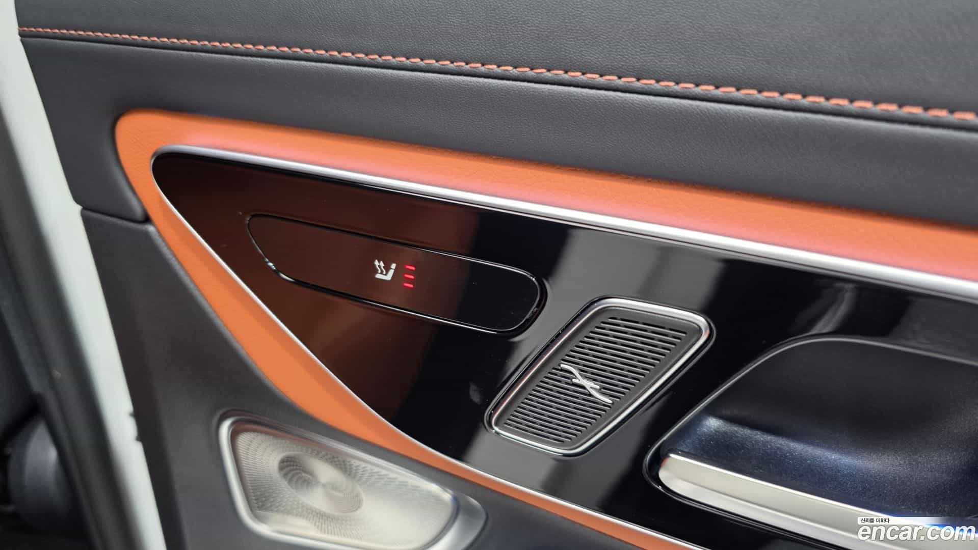 GLC-Class Mercedes-Benz 2025.5-OPTION-023