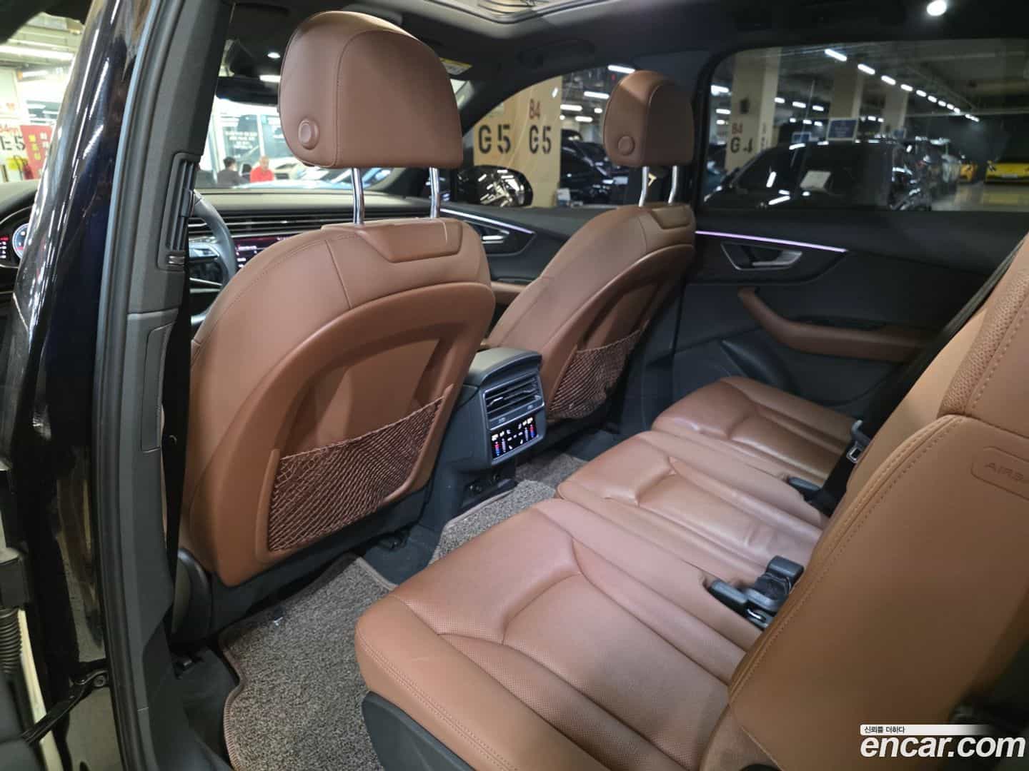 Q7 Audi 2021.6-OPTION-019