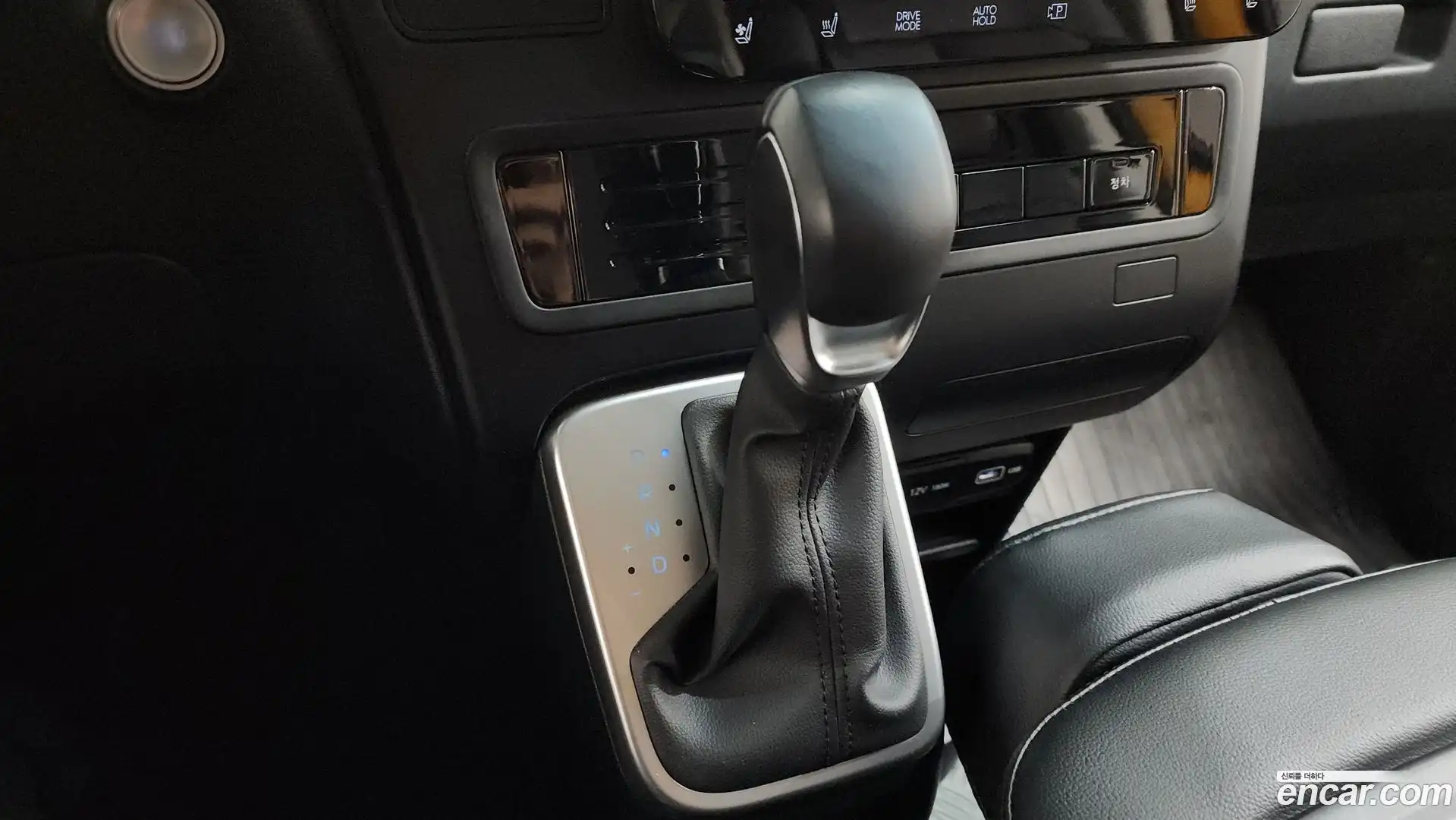Staria Hyundai 2023.2-INNER-009