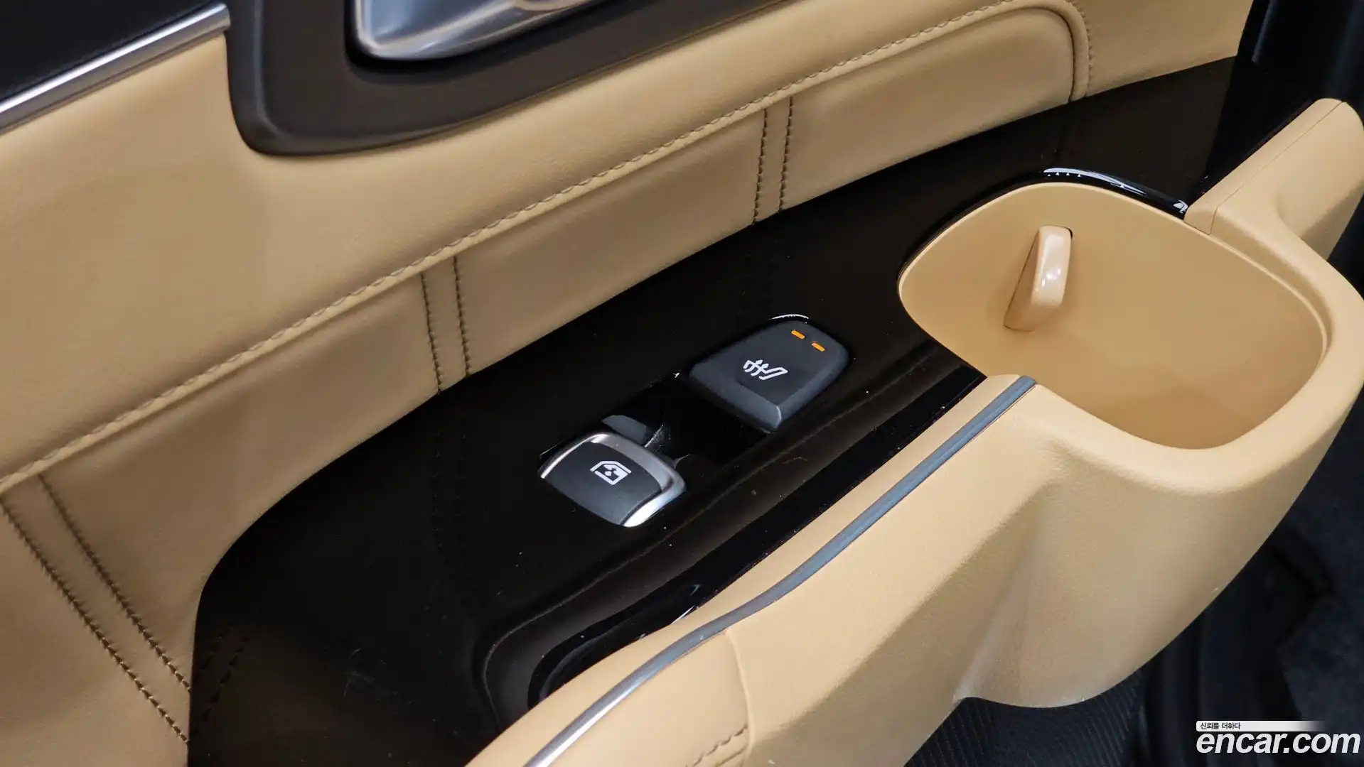 Sorento Kia 2021.4-OPTION-024