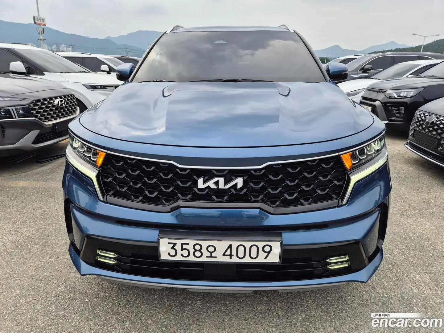 Main__Slider__Photo:Sorento Kia 2023.6-0