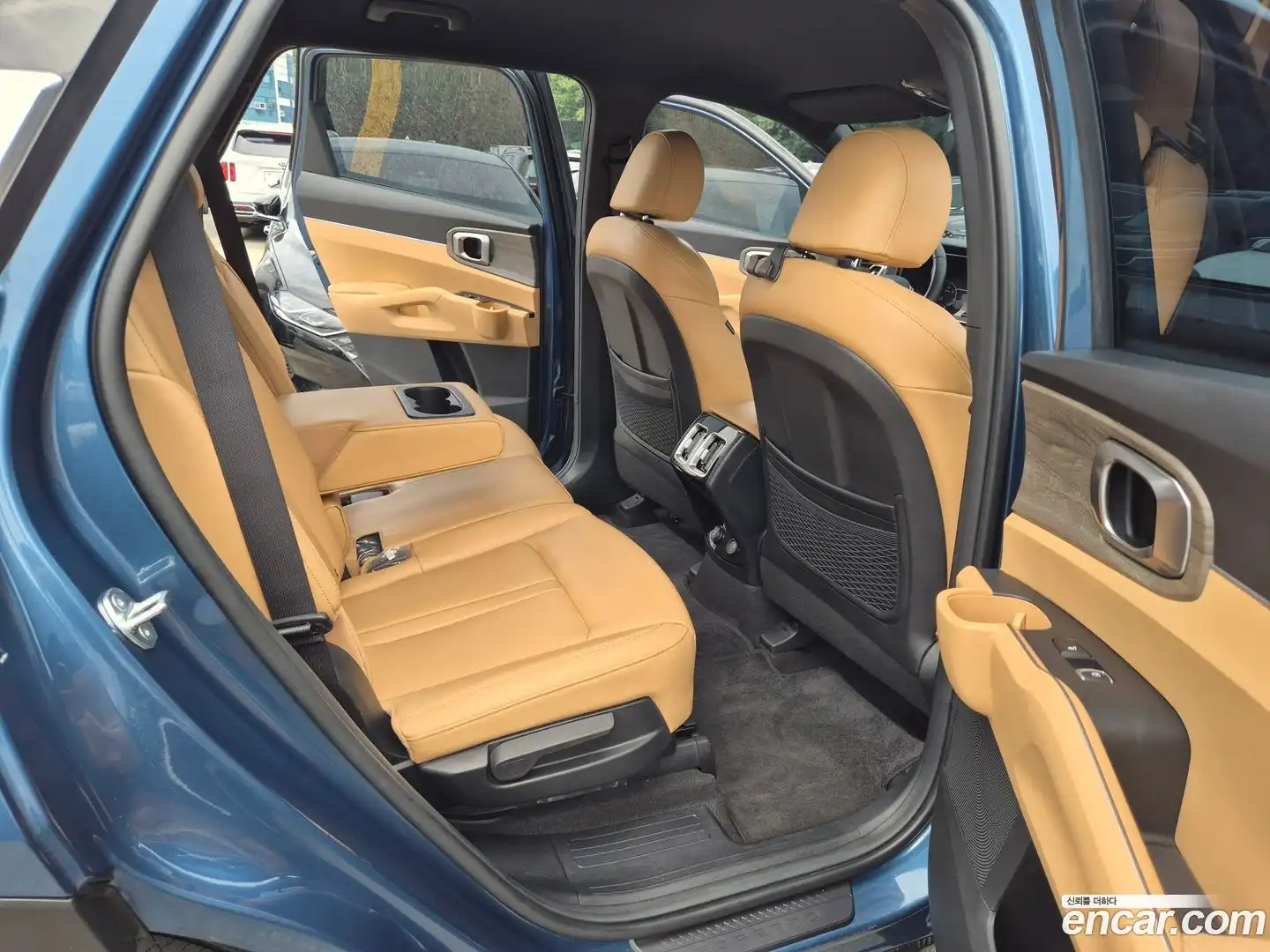 Sorento Kia 2023.6-INNER-010