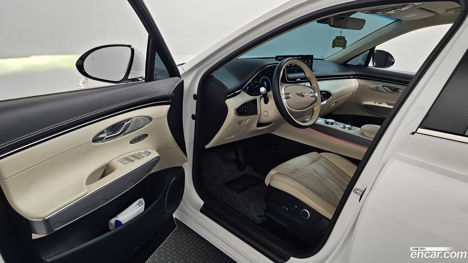 GV70 Genesis 2022.0-INNER-010