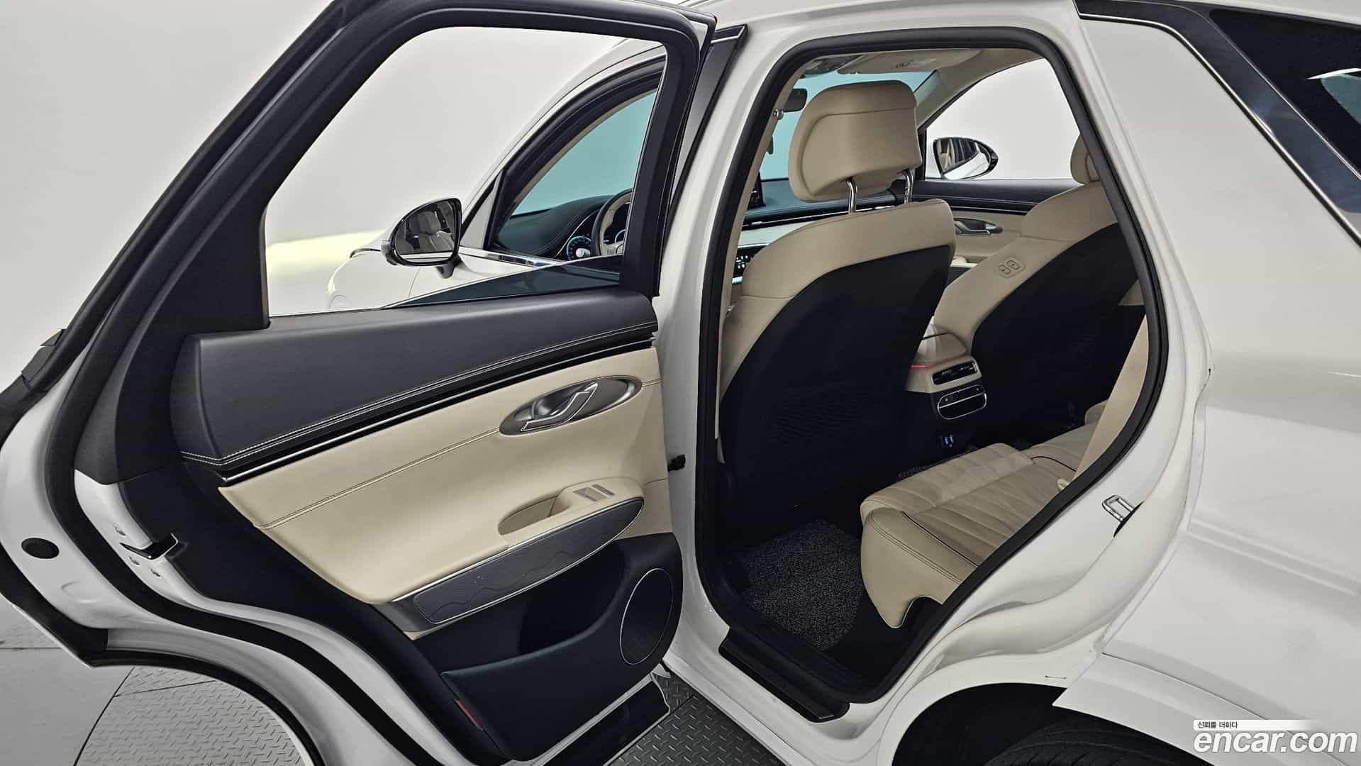 GV70 Genesis 2022.0-OPTION-016