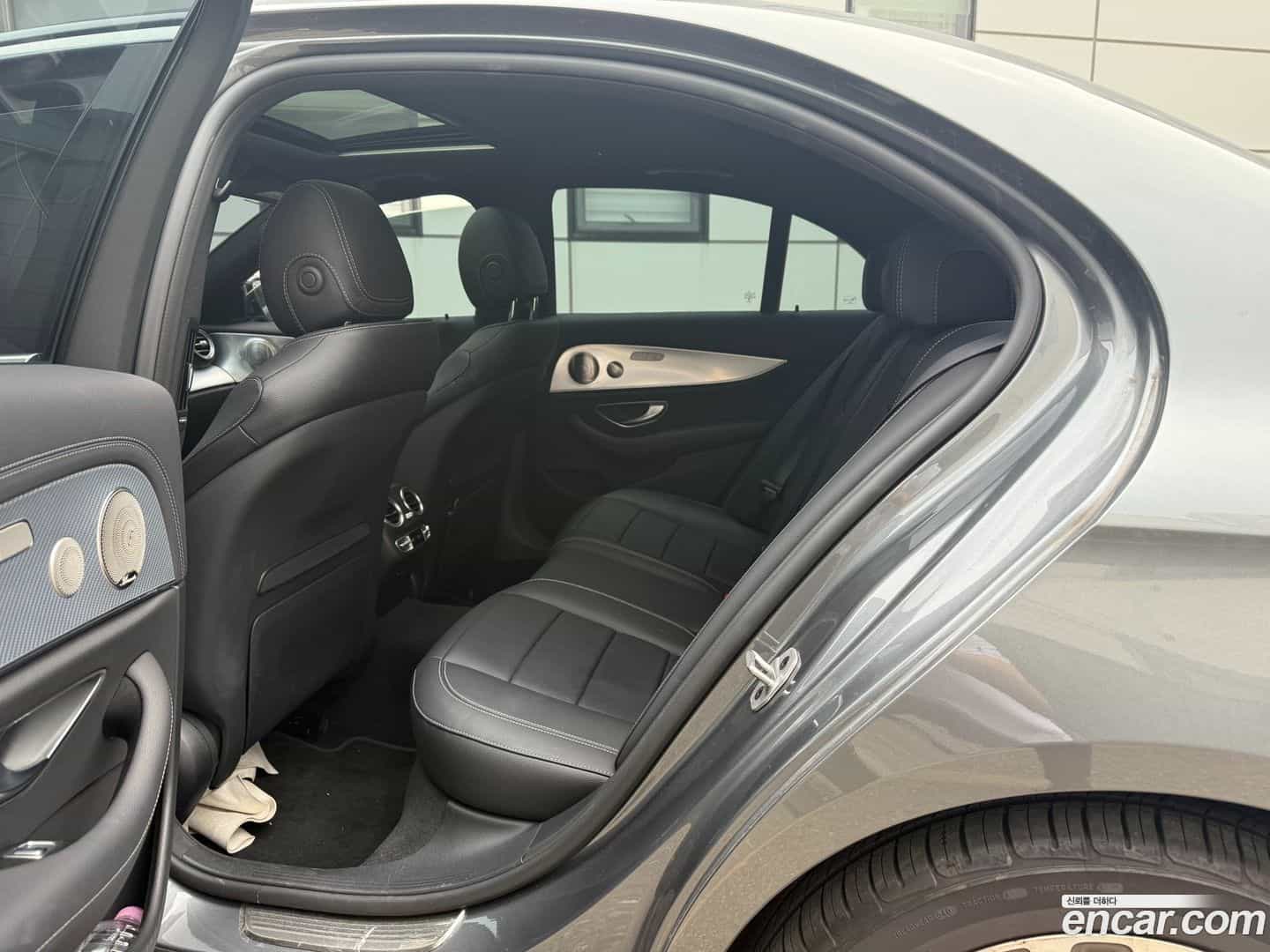 E-Class Mercedes-Benz 2021.7-OPTION-015