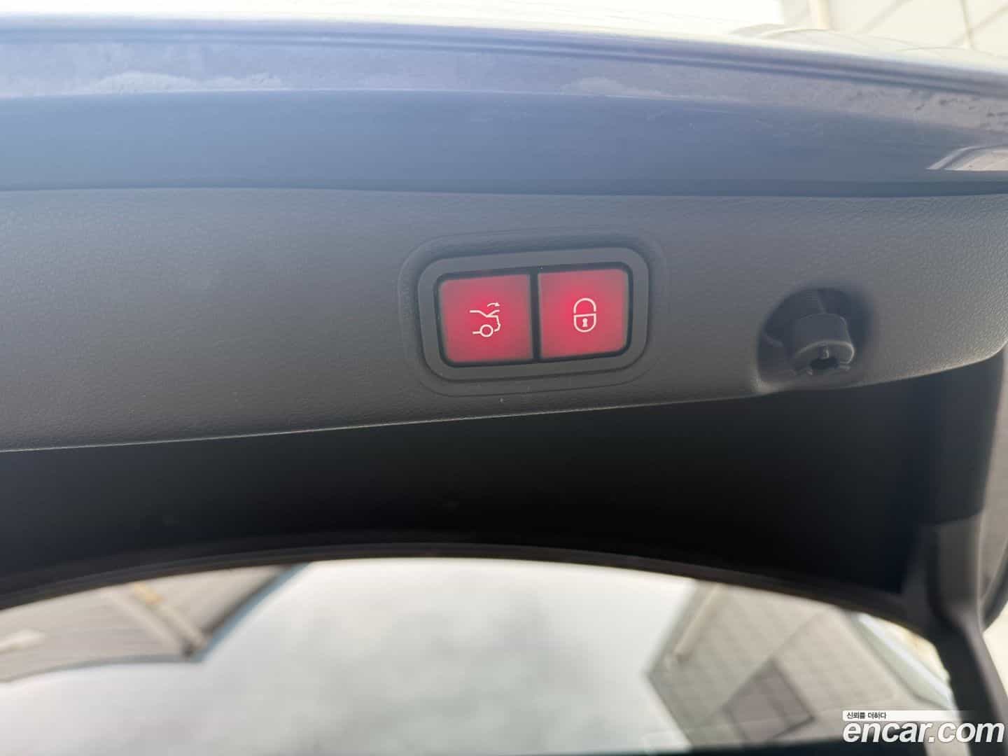 E-Class Mercedes-Benz 2021.7-OPTION-023