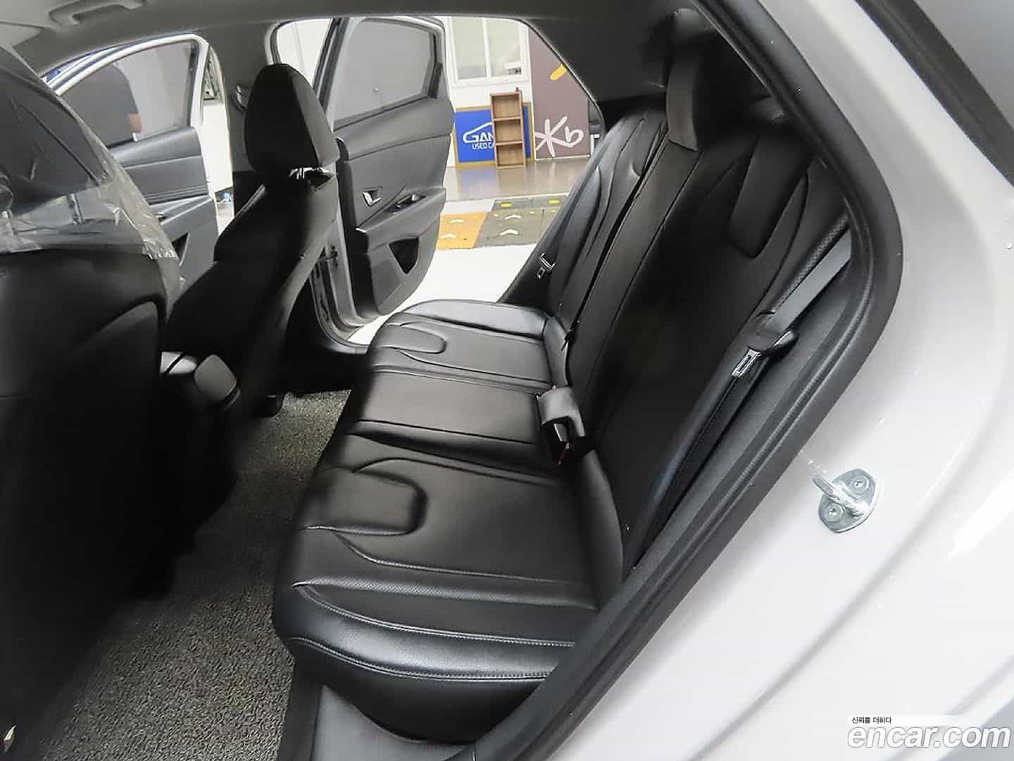 AVANTE Hyundai 2020.11-OPTION-015