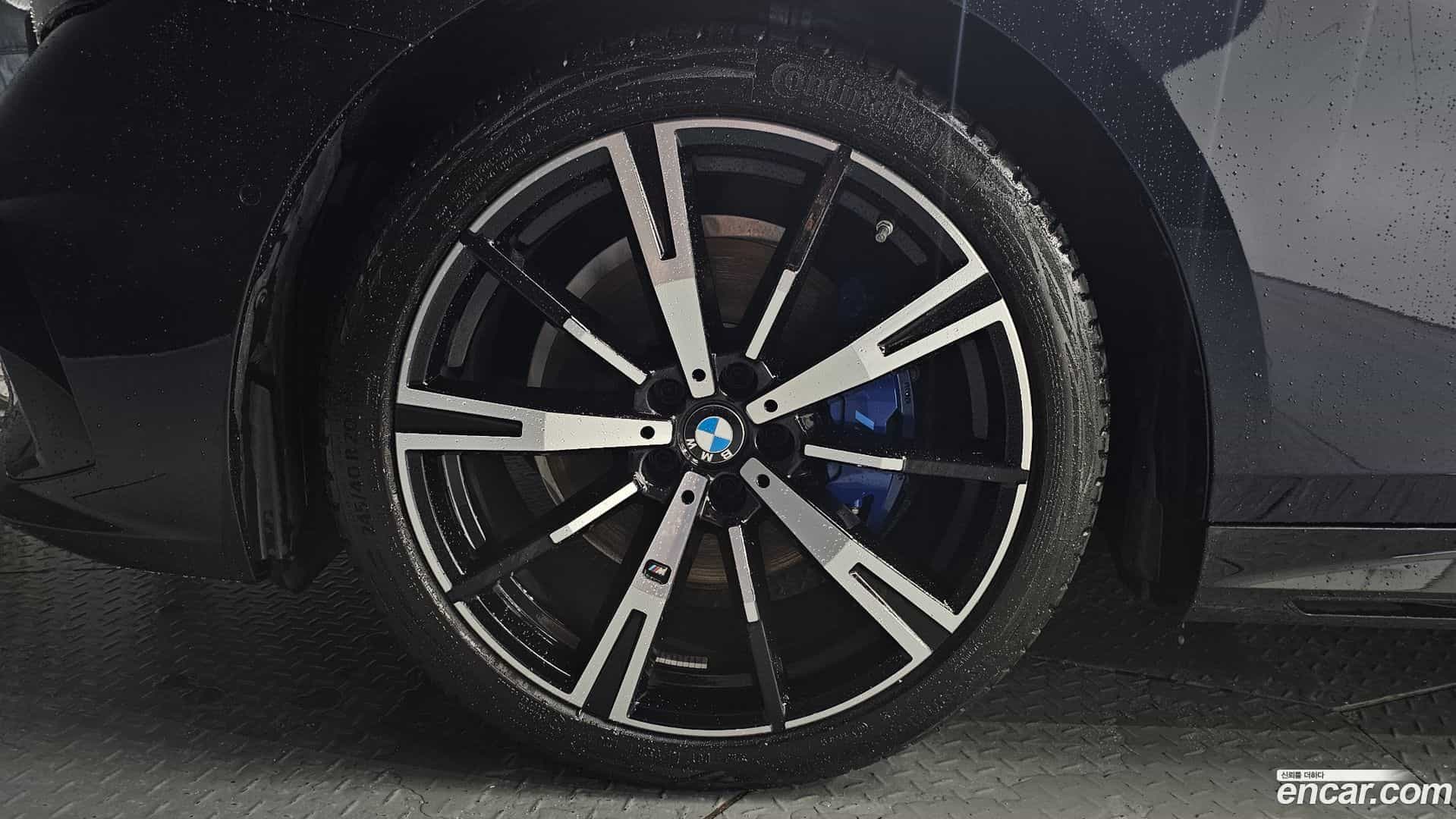 5-Series BMW 2024.8-OUTER-005
