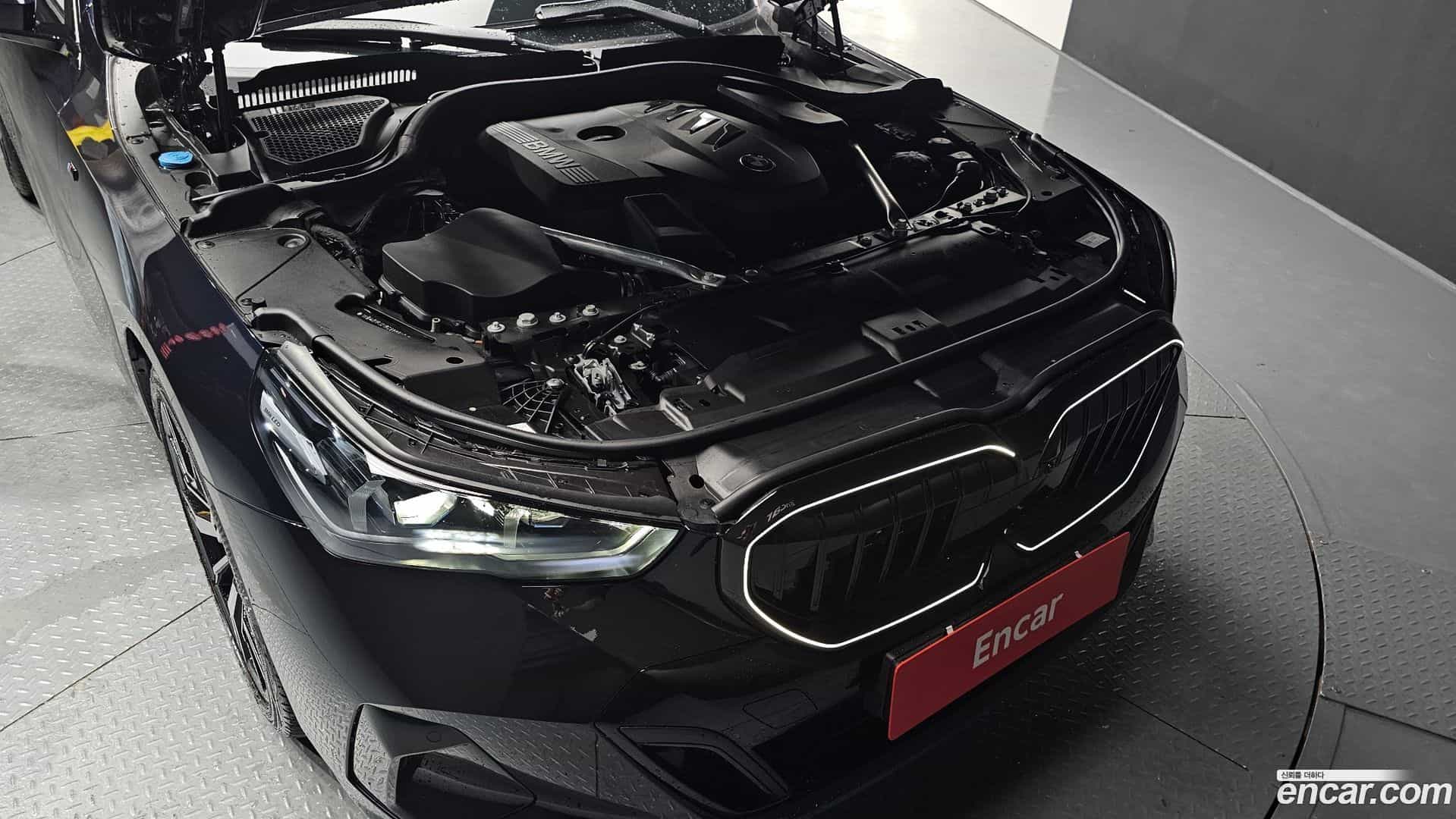 5-Series BMW 2024.8-OUTER-006