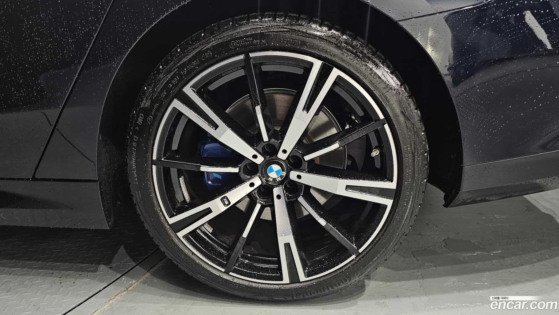 5-Series BMW 2024.8-OUTER-031