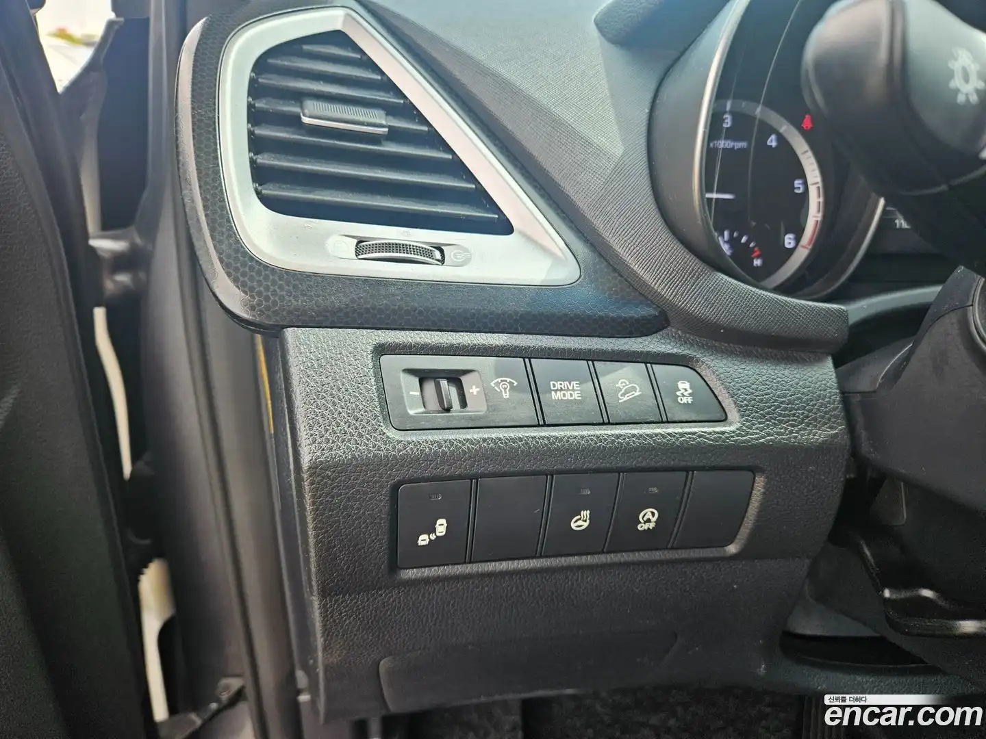 Santafe Hyundai 2017.2-OPTION-018