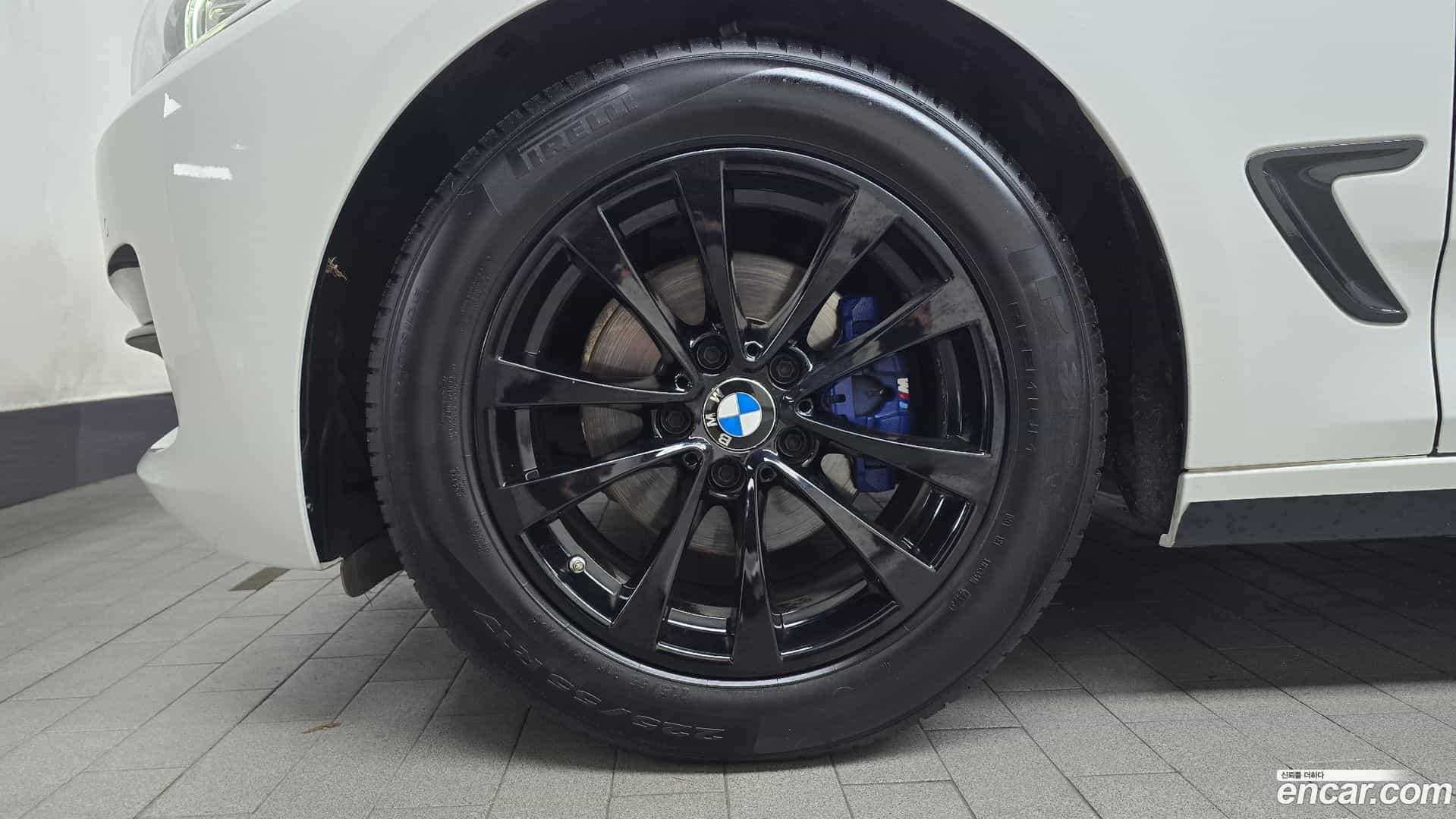 Gran Turismo BMW 2020.3-OUTER-005