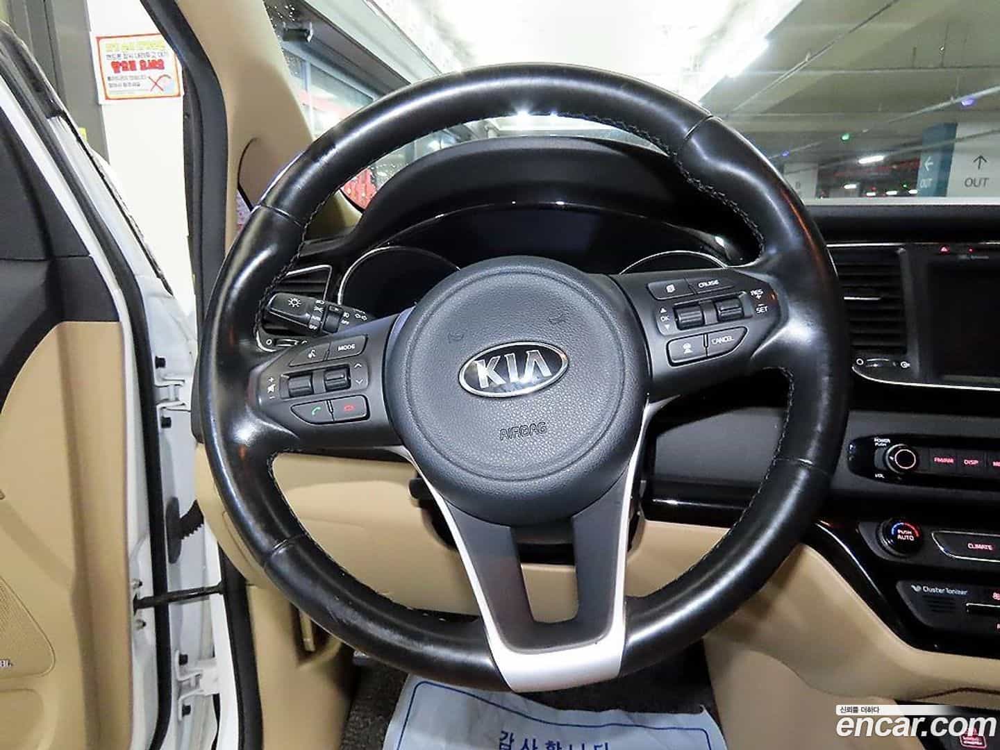 Canival Kia 2017.10-INNER-009