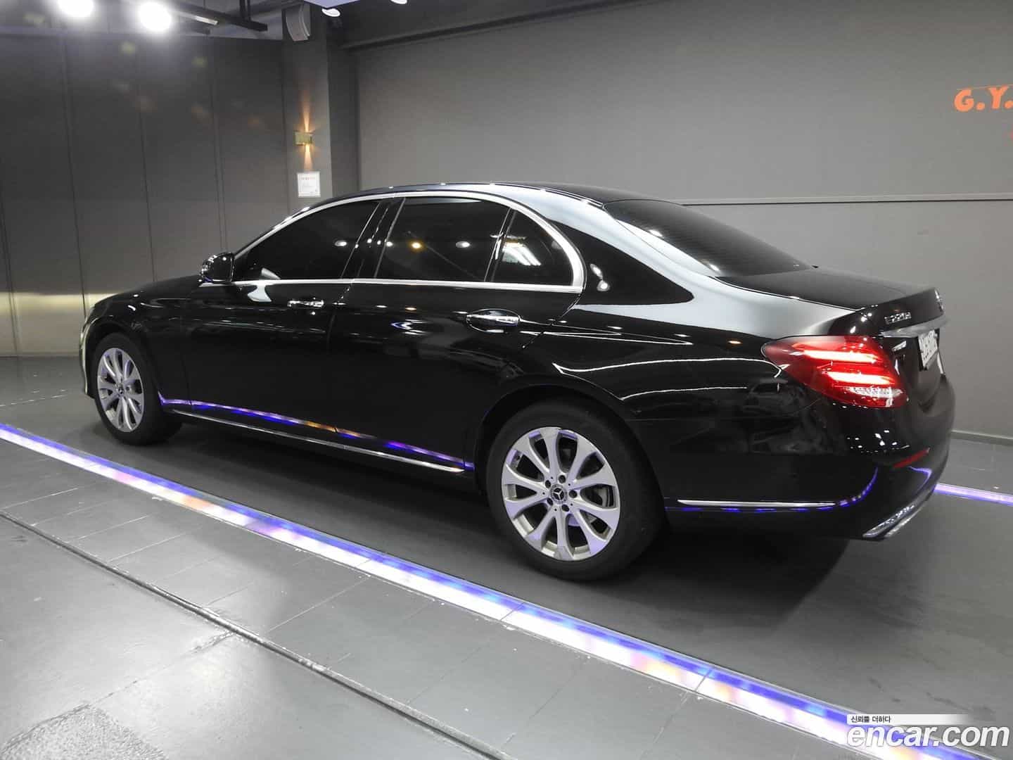 E-Class Mercedes-Benz 2017.6-OUTER-002