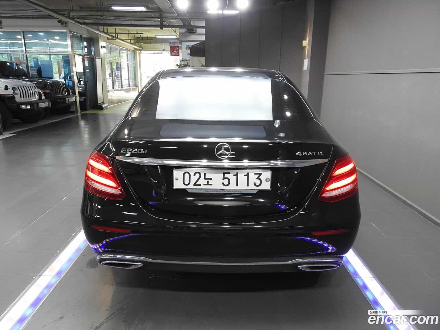 E-Class Mercedes-Benz 2017.6-OUTER-004