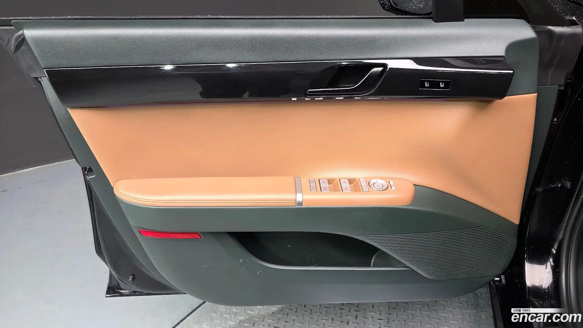 Grandeur Hyundai 2023.0-INNER-034