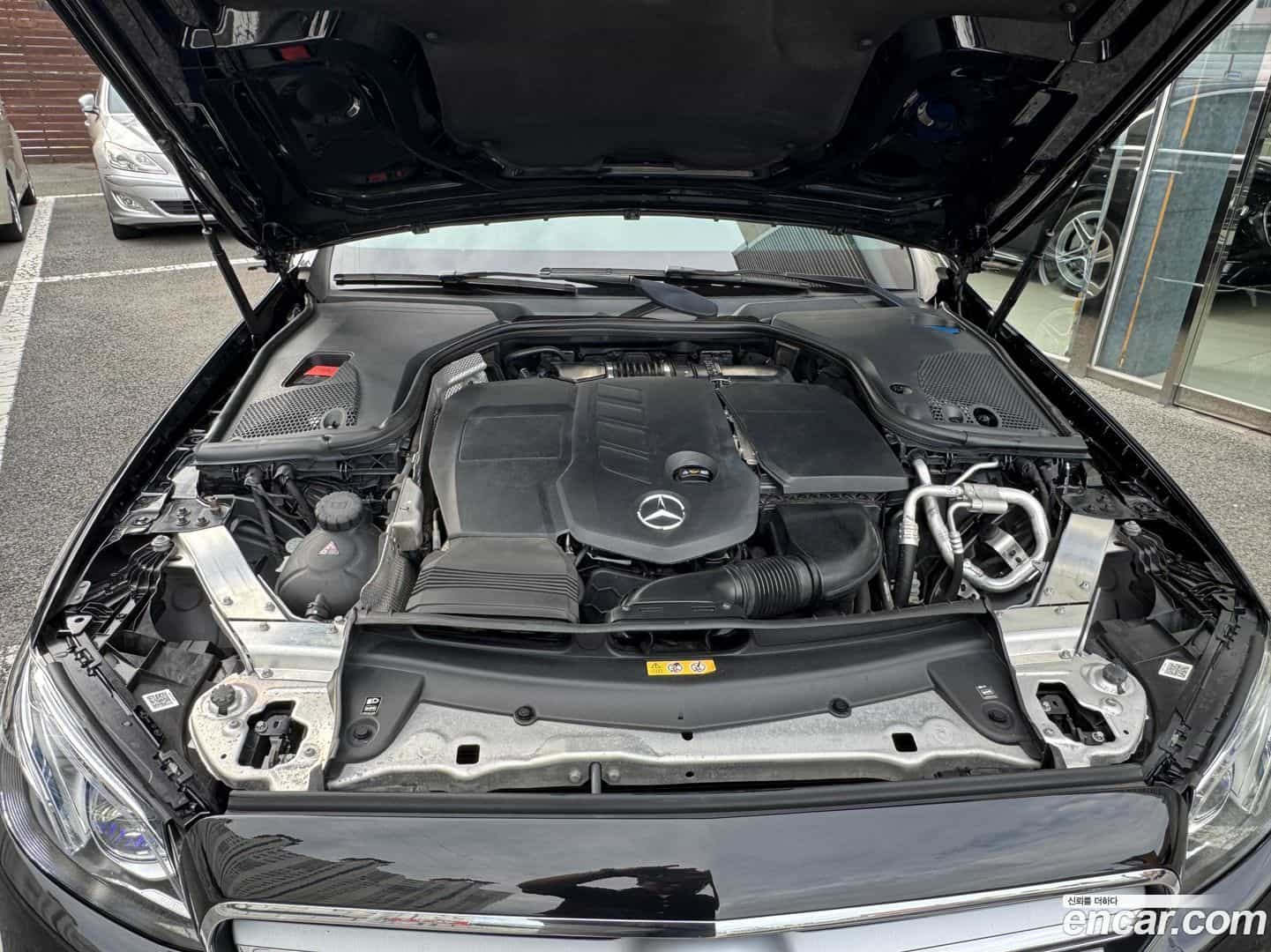 E-Class Mercedes-Benz 2016.8-OUTER-004